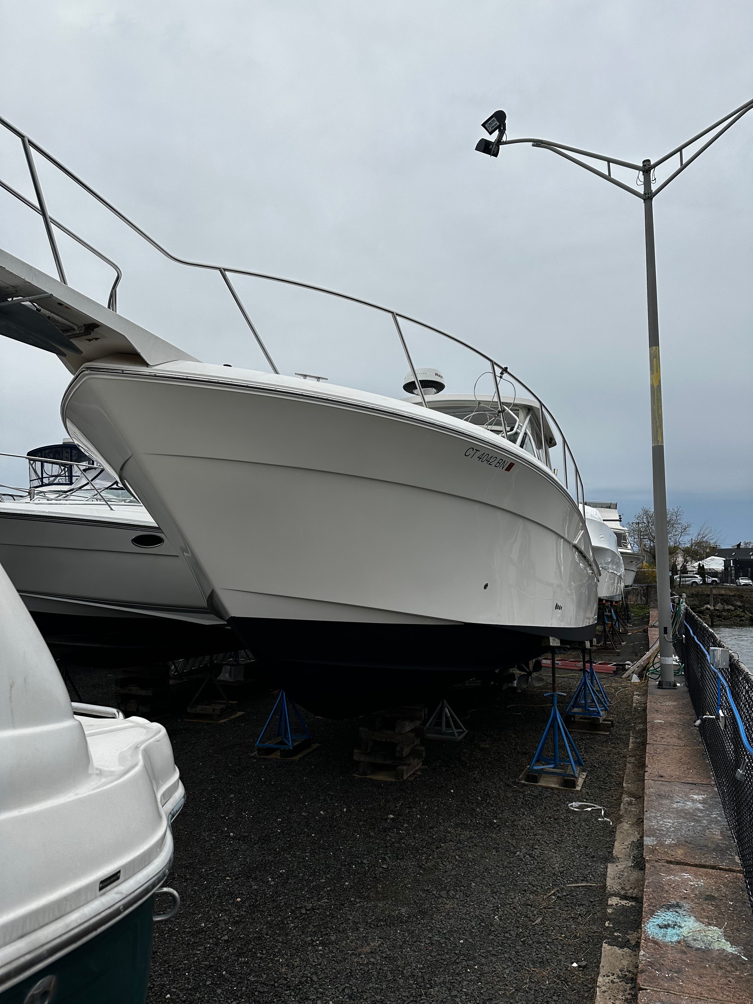 2005 Wellcraft 330 Coastal - 28