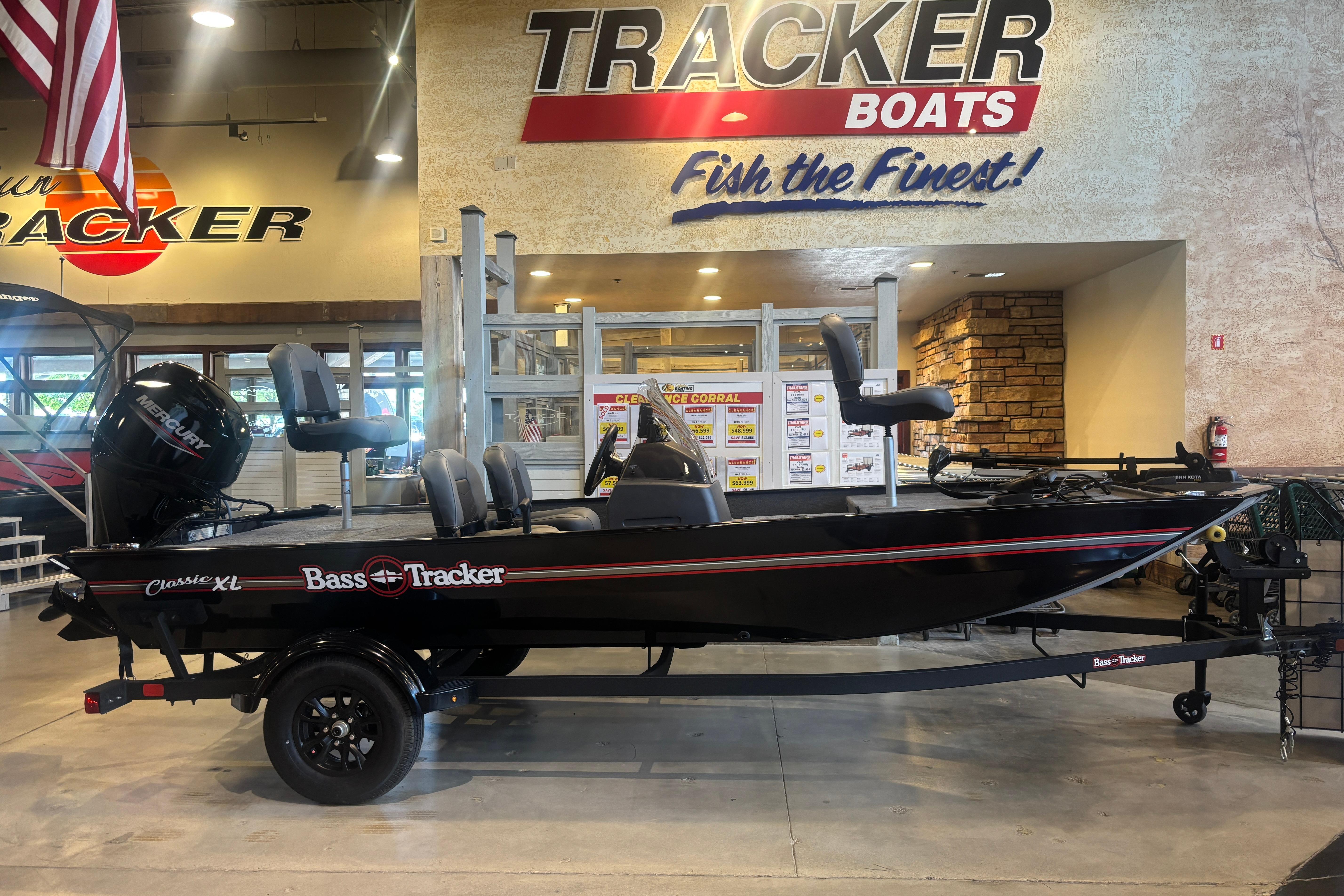 2026 Tracker Bass Tracker Classic XL