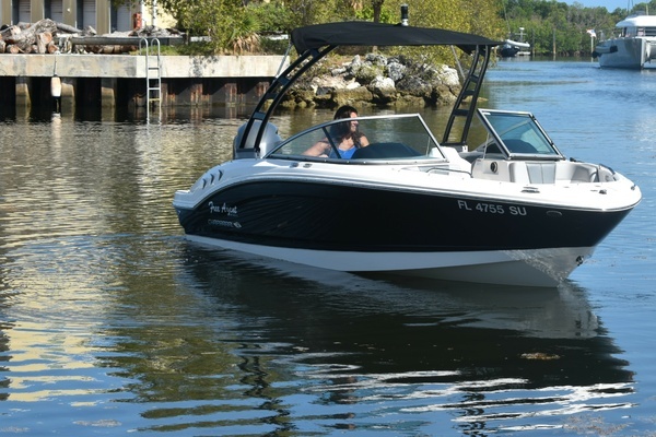 2021 Chaparral 21 SSI