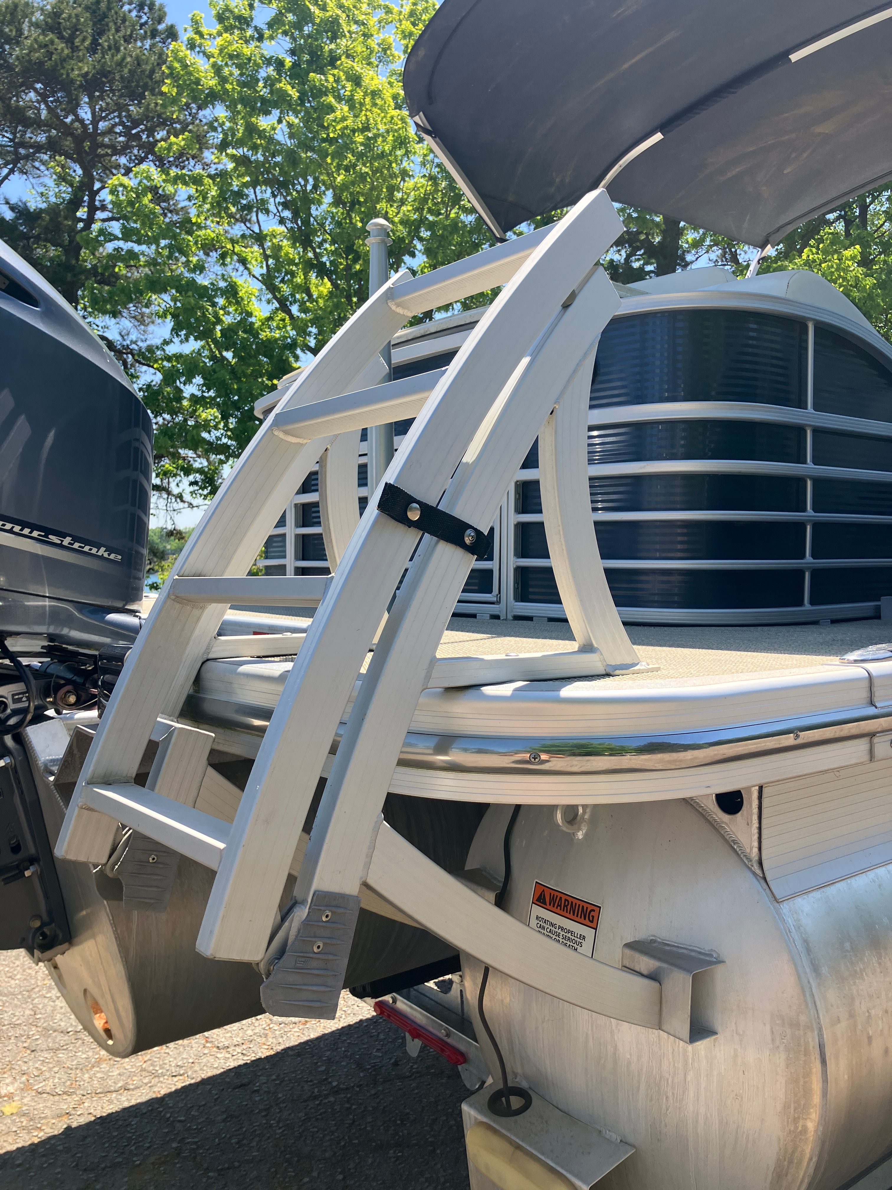 2019 Bennington 23 QLC - 25