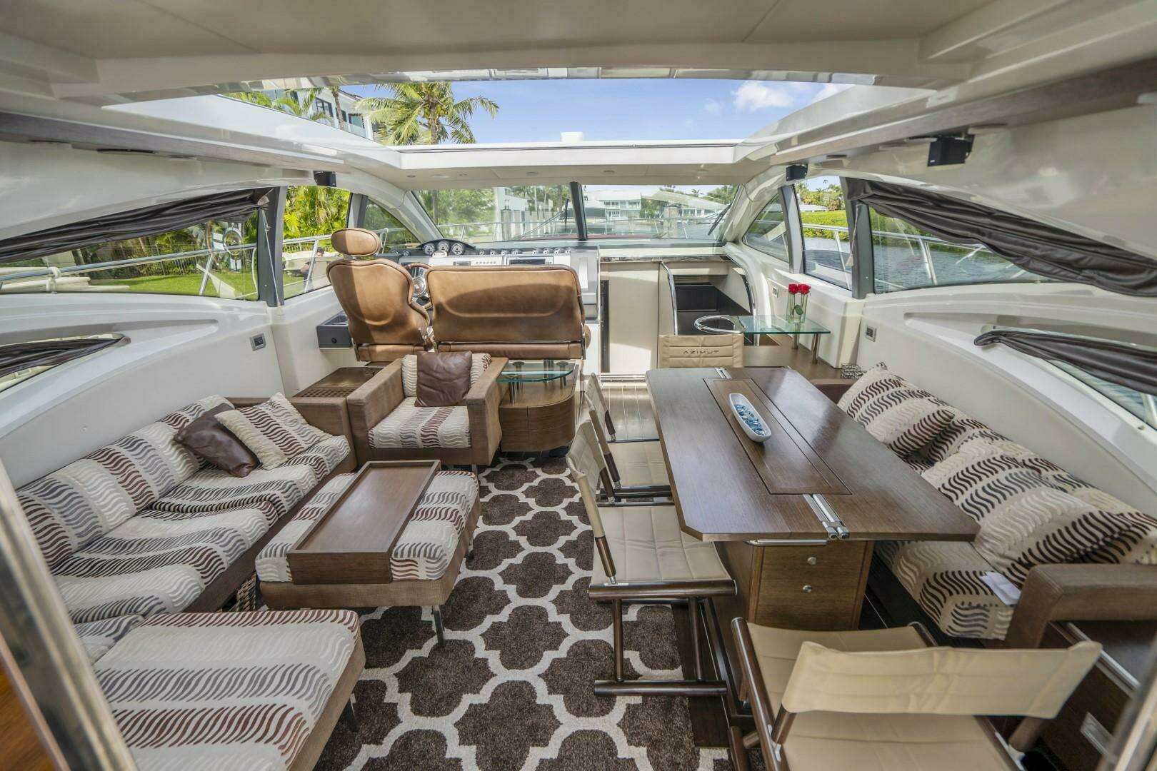 2007 Azimut 68S - Image 18