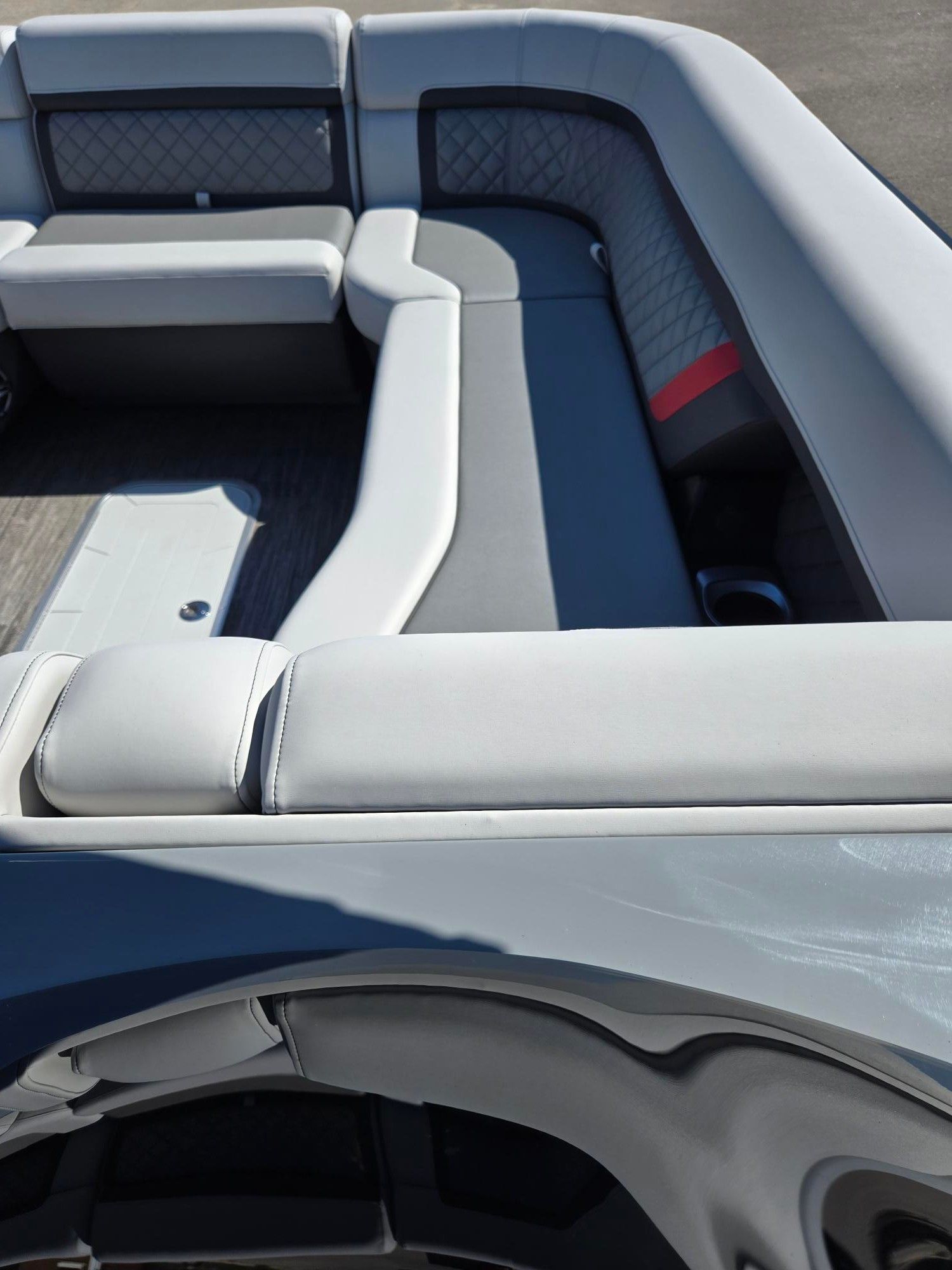 2026 AquaPatio 255 SBC - 26