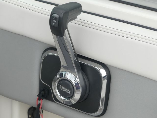 2021 Chaparral 23 Surf - 49
