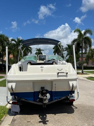 2004 Sea Ray 215 Weekender - 3