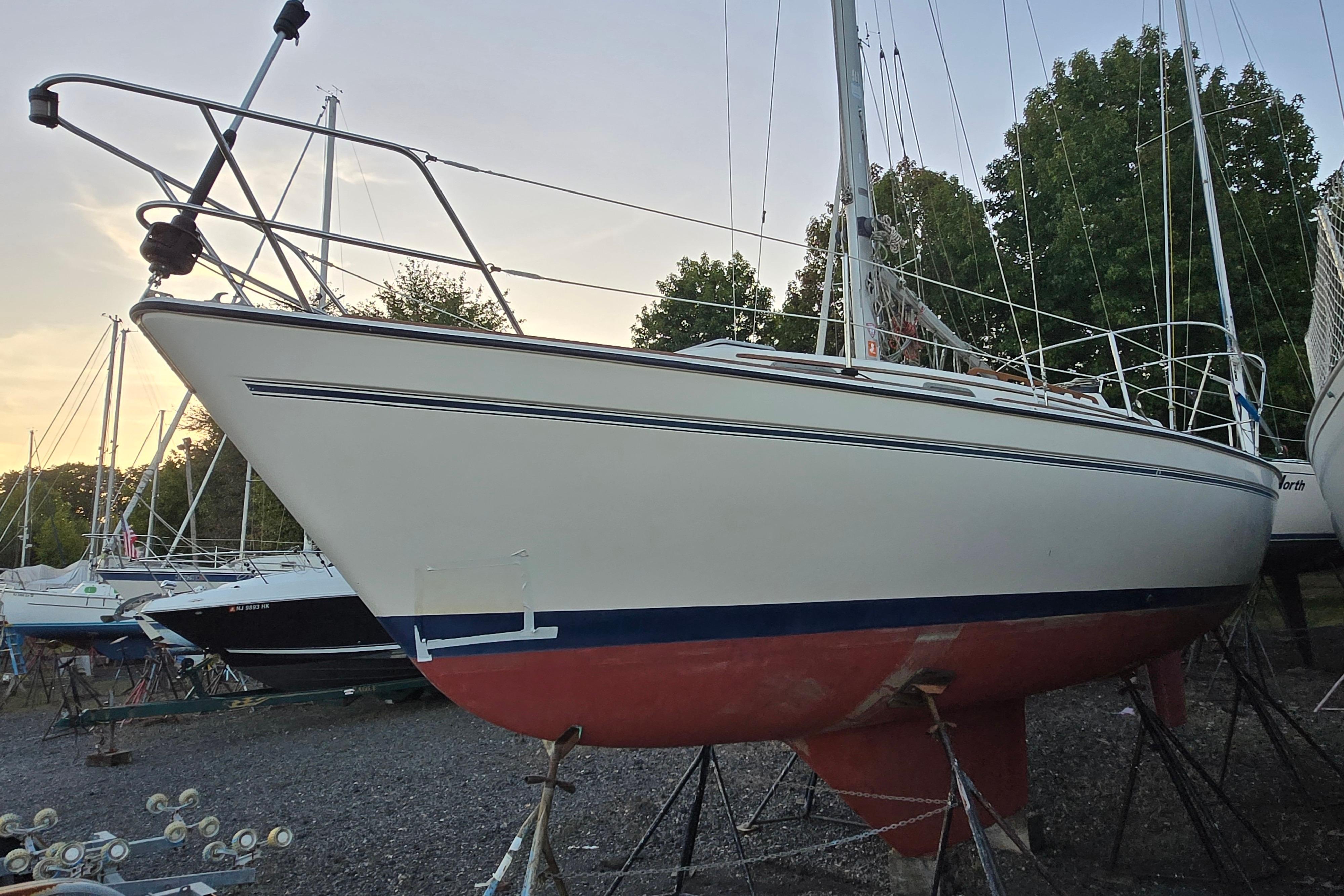 1986 Pearson 303