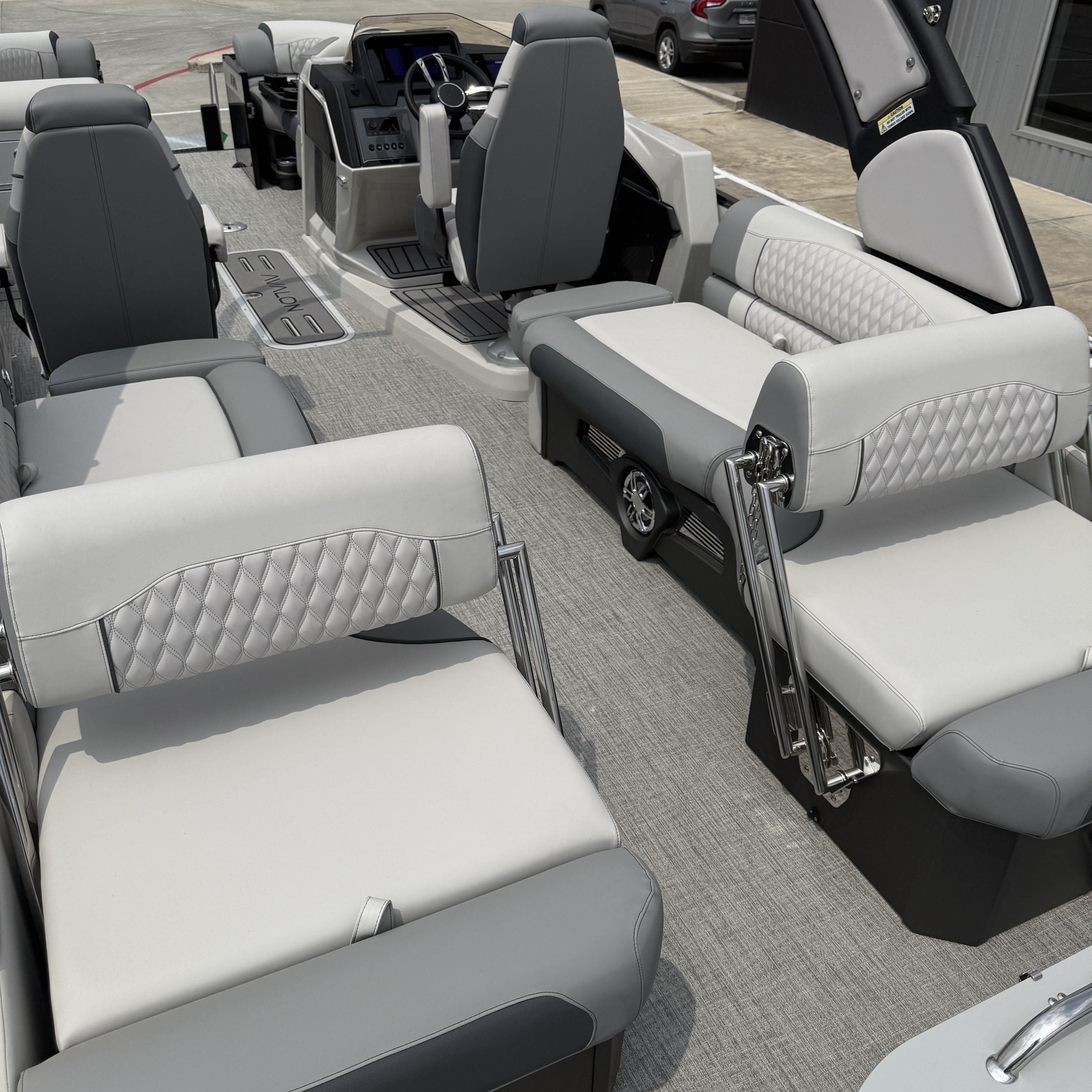 2026 Avalon QLS25T Excalibur - 11