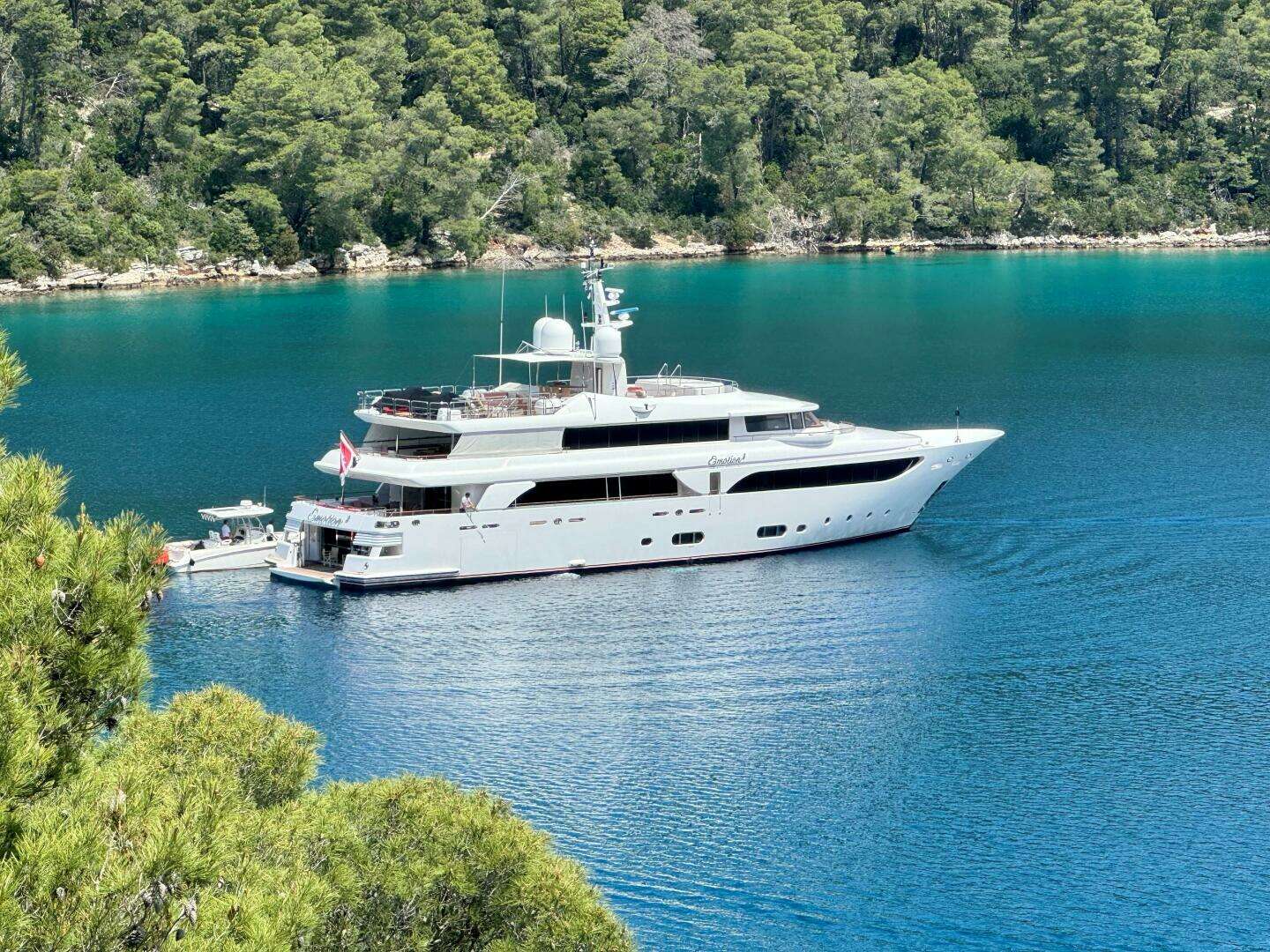 2007 CRN Pilothouse - Image 86