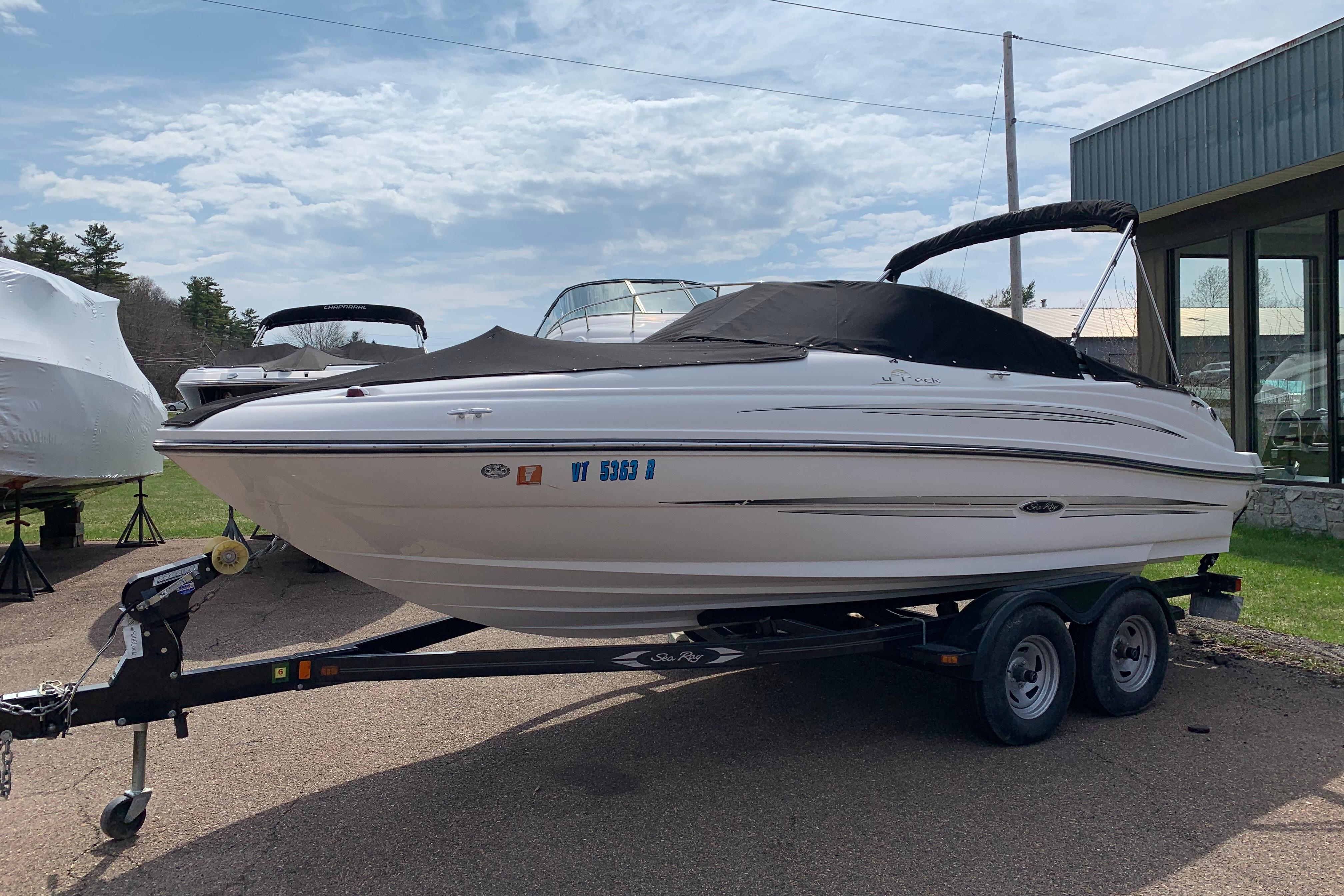 2012 Sea Ray 200 Sundeck