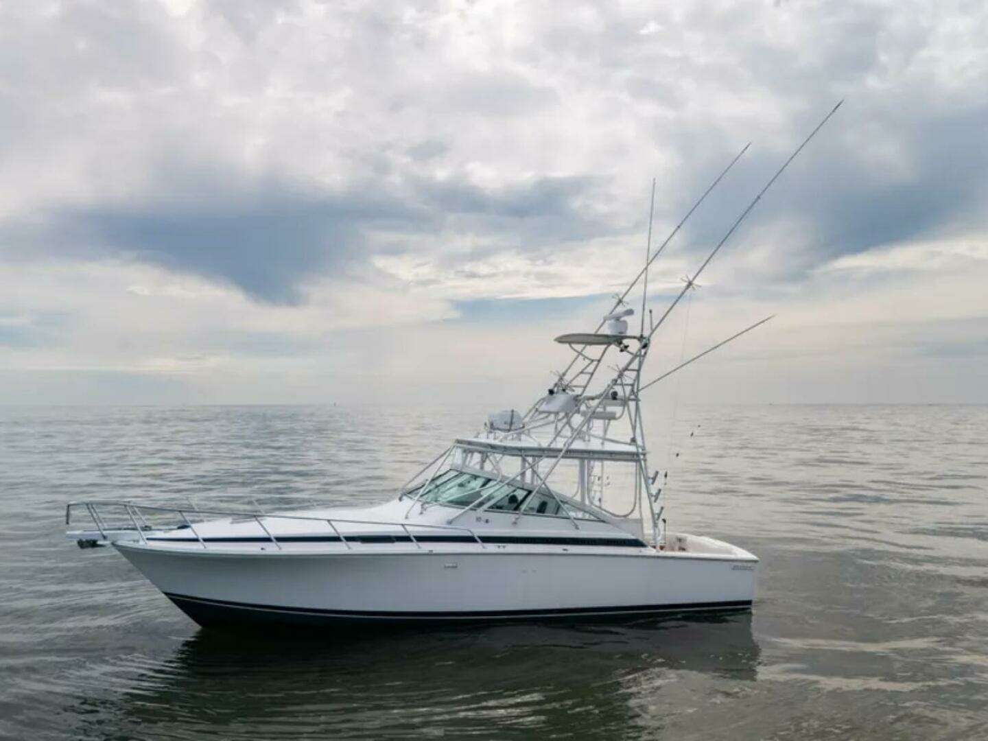 1998 Bertram 36 Moppie - Image 2