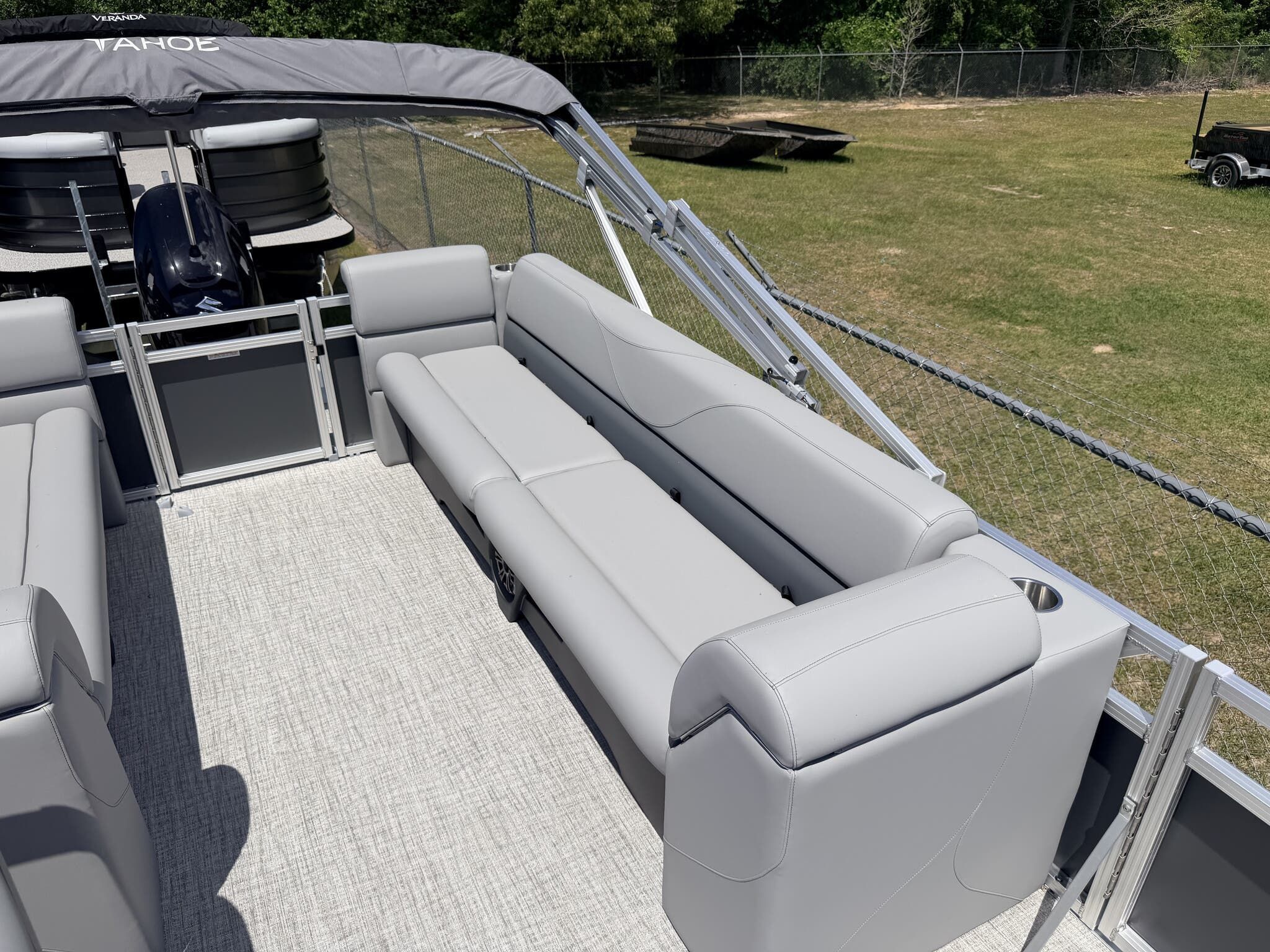 2026 Tahoe Pontoon Boats SLT 23 QUAD LOUNGER-140HP - 6