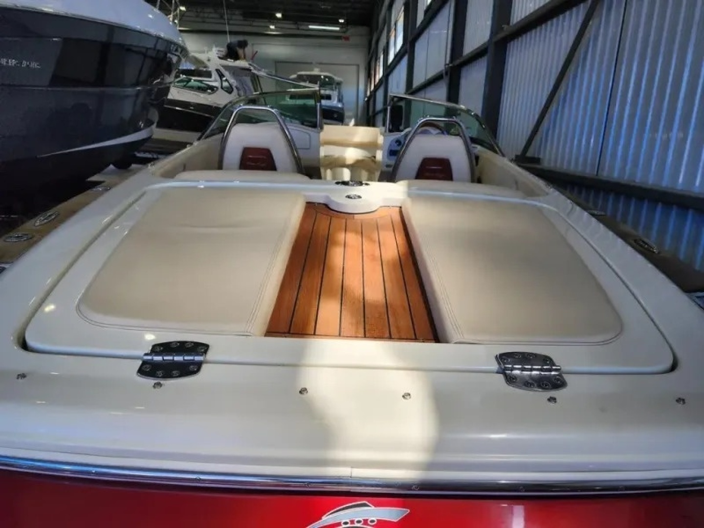 2018 Chris-Craft Launch 23 - Image 31