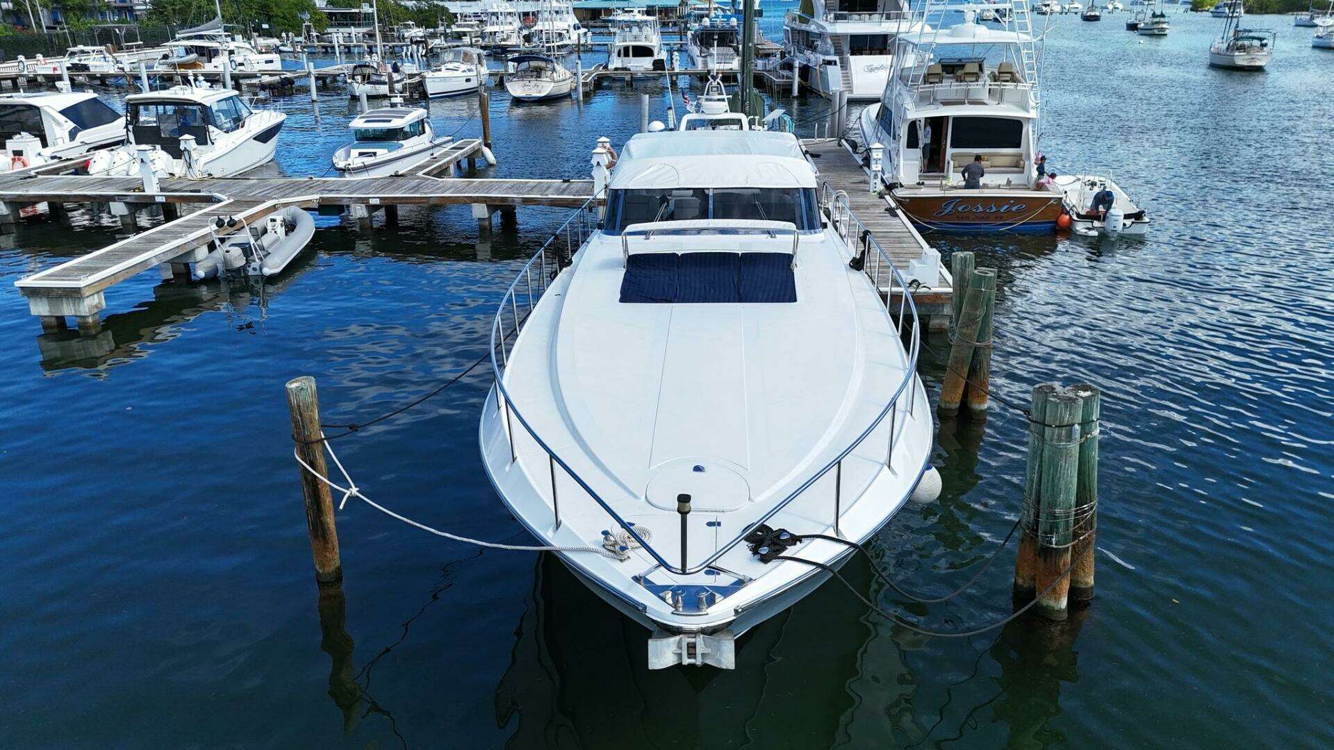 1996 Versilcraft 75 Motoryacht - Image 3
