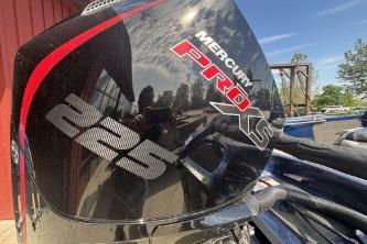 Mercury Pro XS 225 outboard motor on Nitro ZV19 Sport Pro 2026.