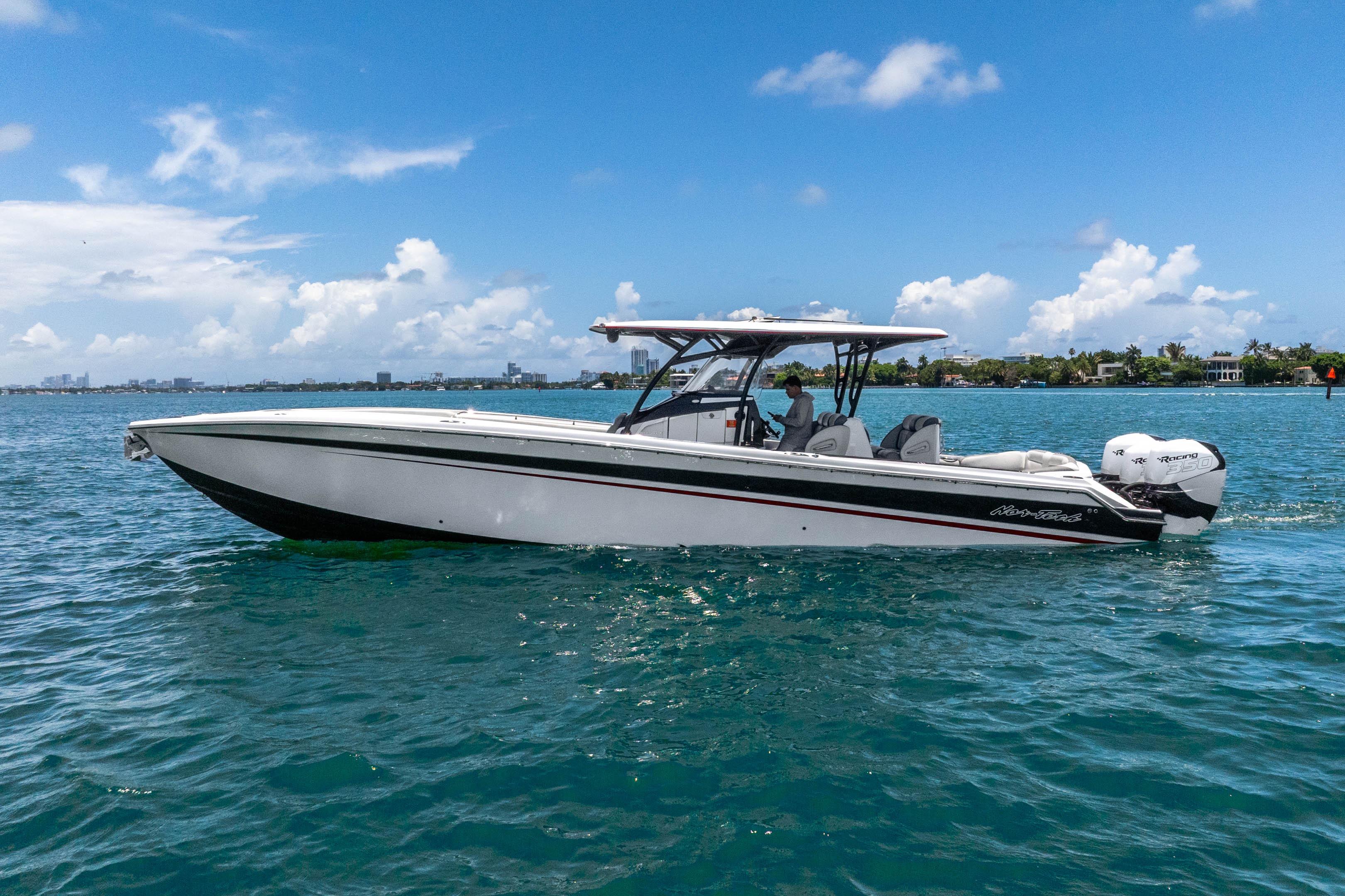 2019 Nor-Tech 390 Sport Center Console