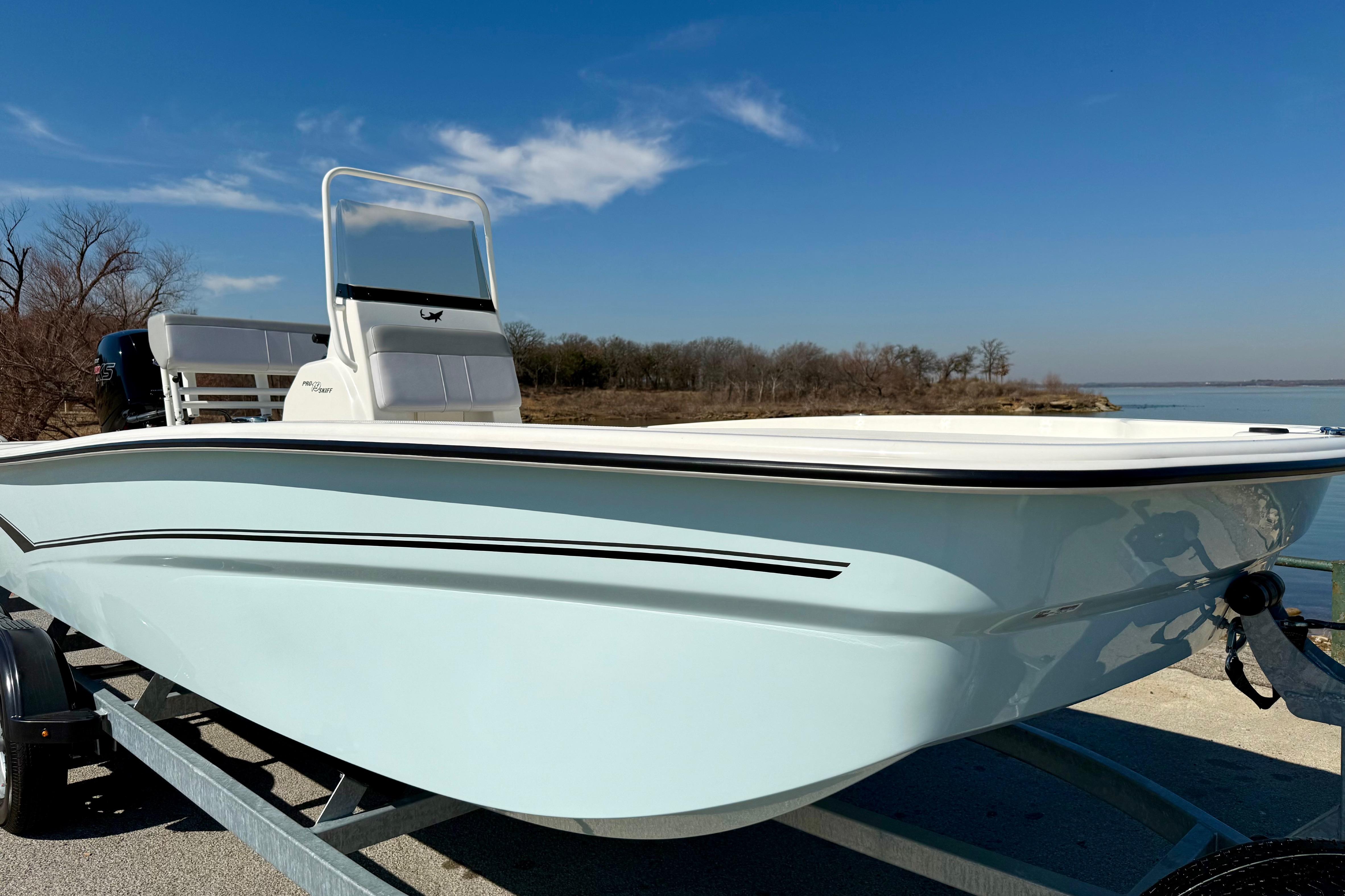 2024 Mako Pro Skiff 19 CC