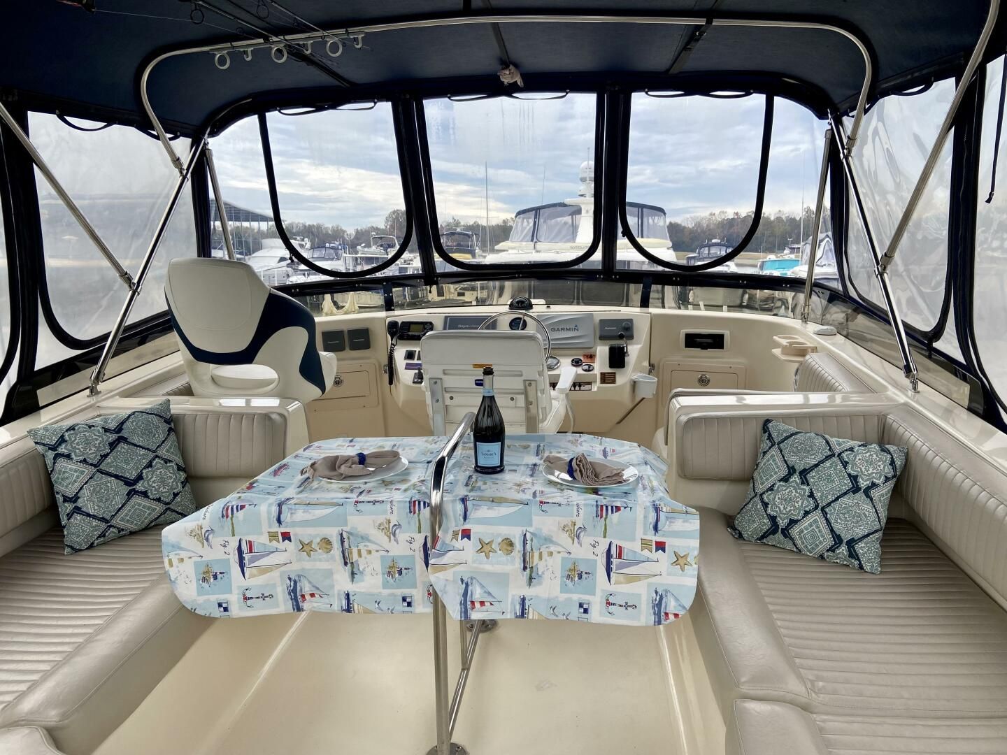 2005 Mainship 400 Trawler - 29
