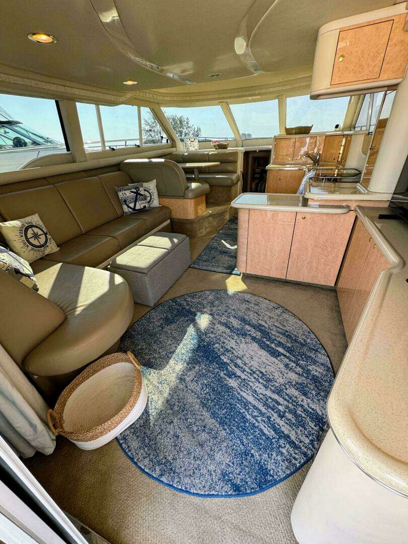1998 Sea Ray 480 Sedan Bridge - Image 5