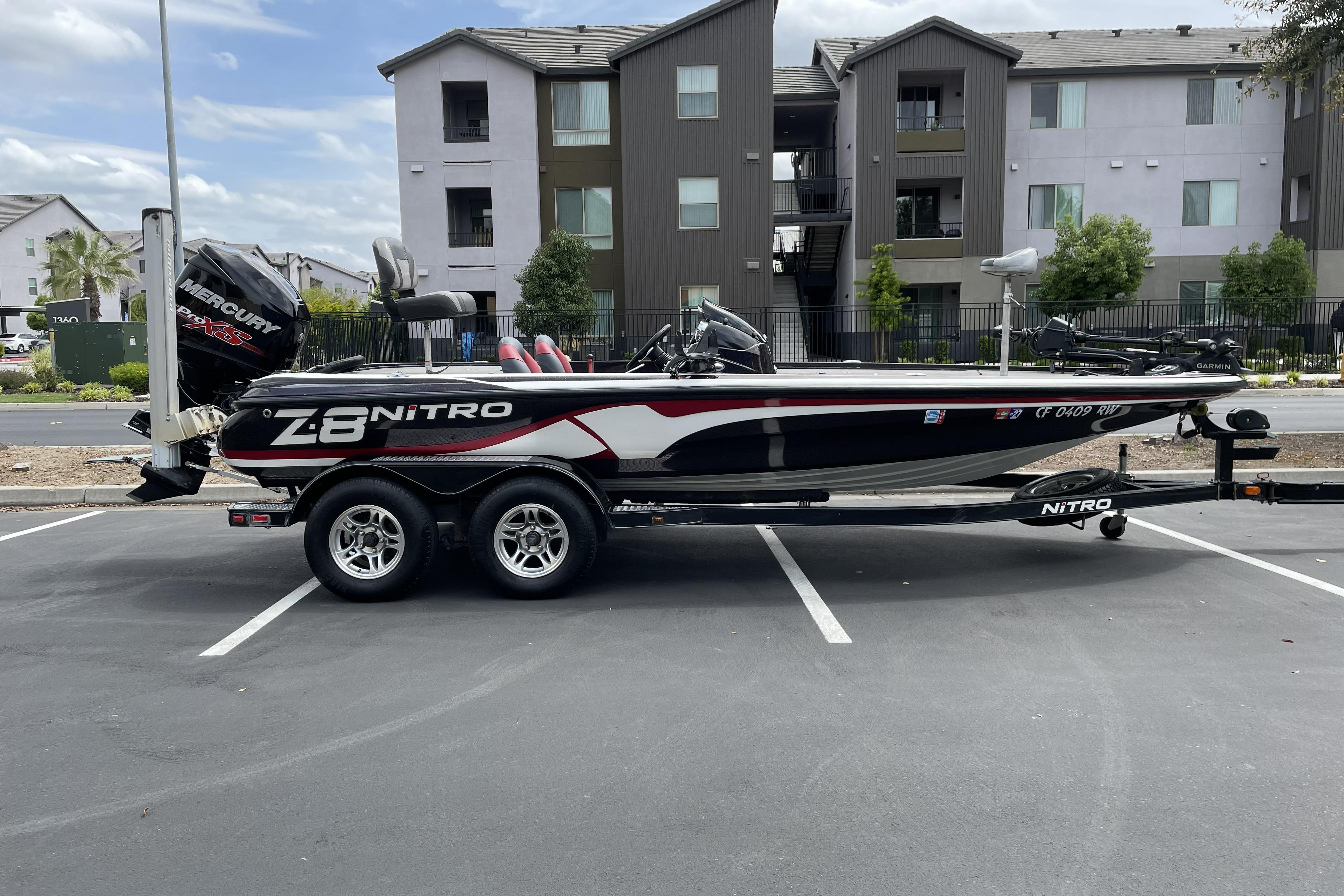 2013 Nitro Z-8