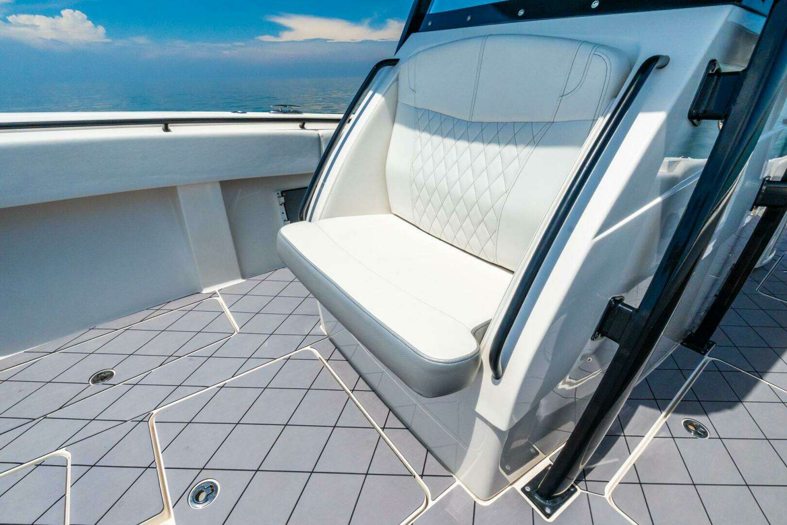 2020 Fountain 38 Center Console - Image 23