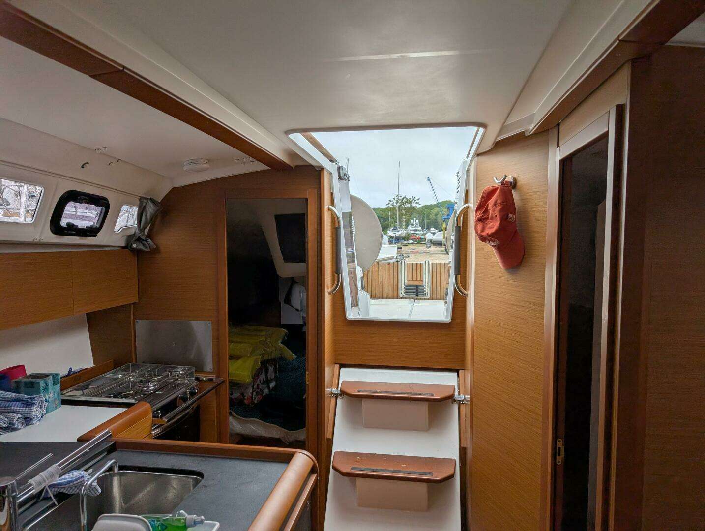 2021 Jeanneau Sun Odyssey 349 - Image 16
