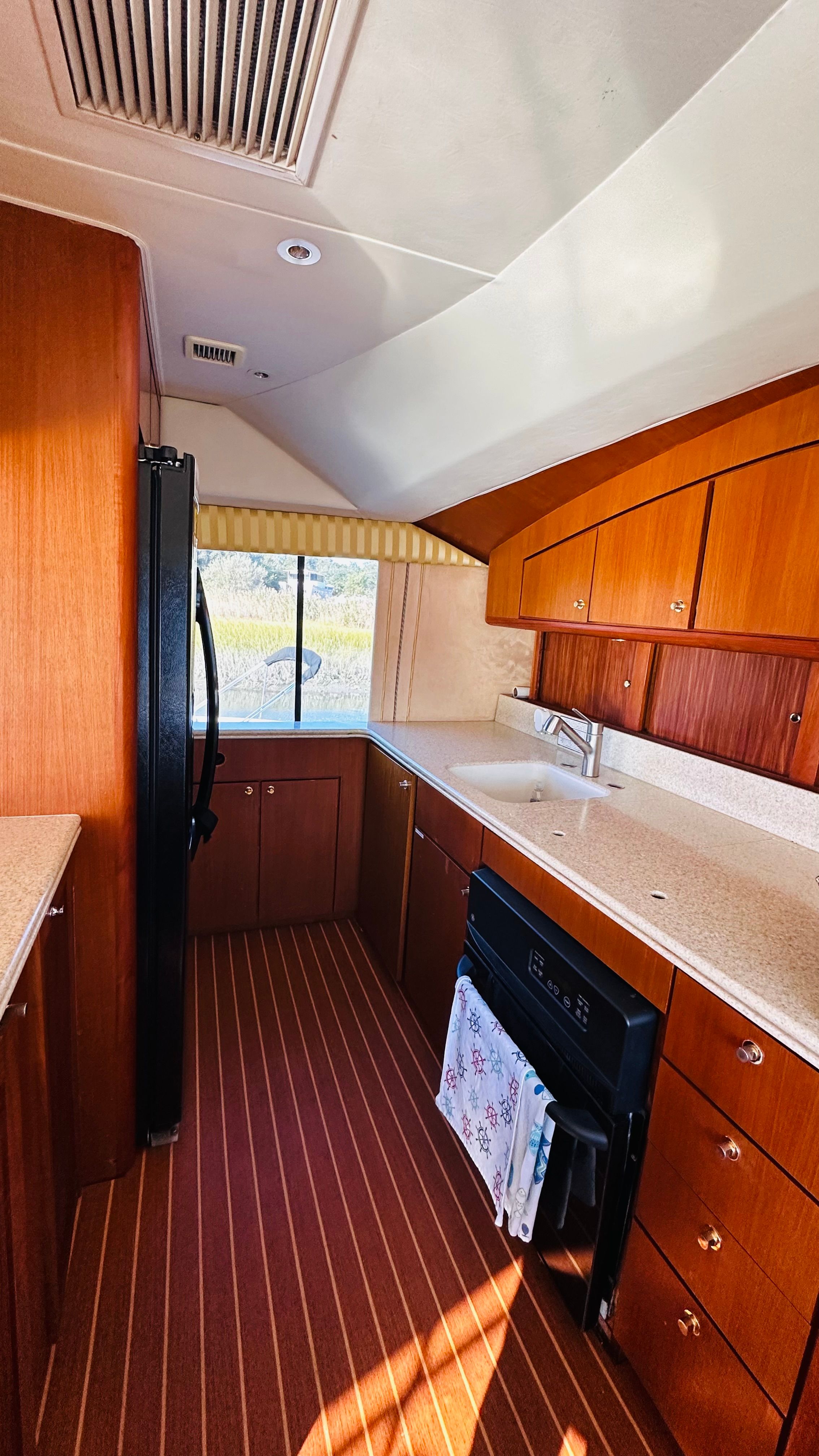1999 Ocean Yachts 60SS - 7