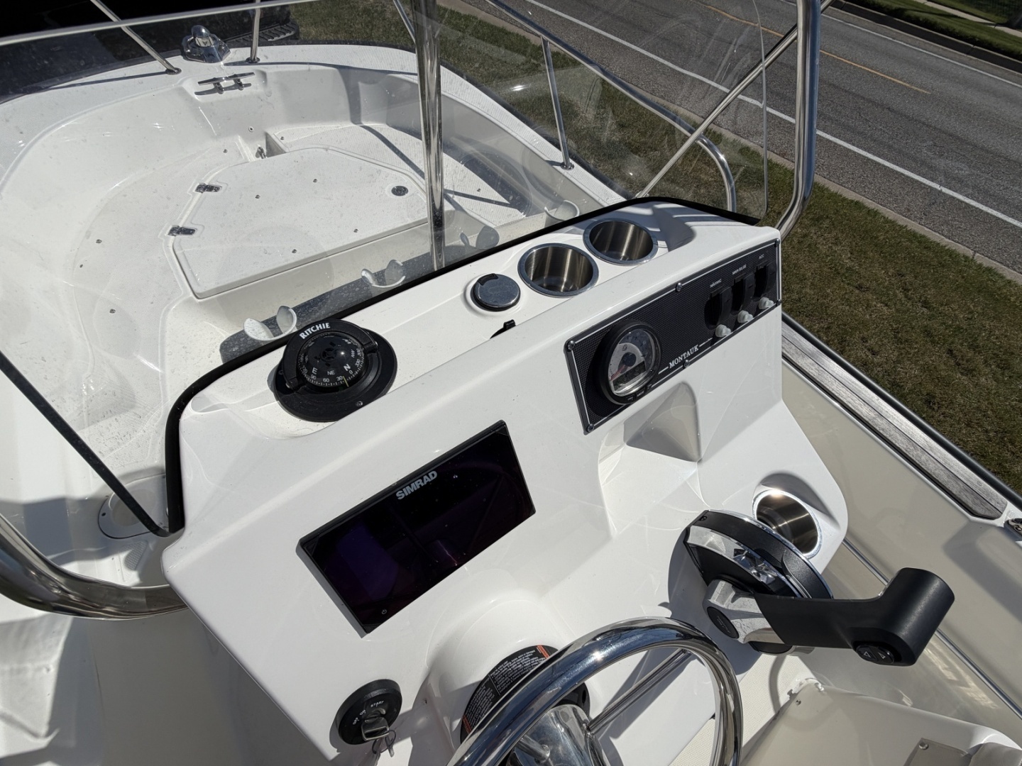 2023 Boston Whaler 150 Montauk - Image 16