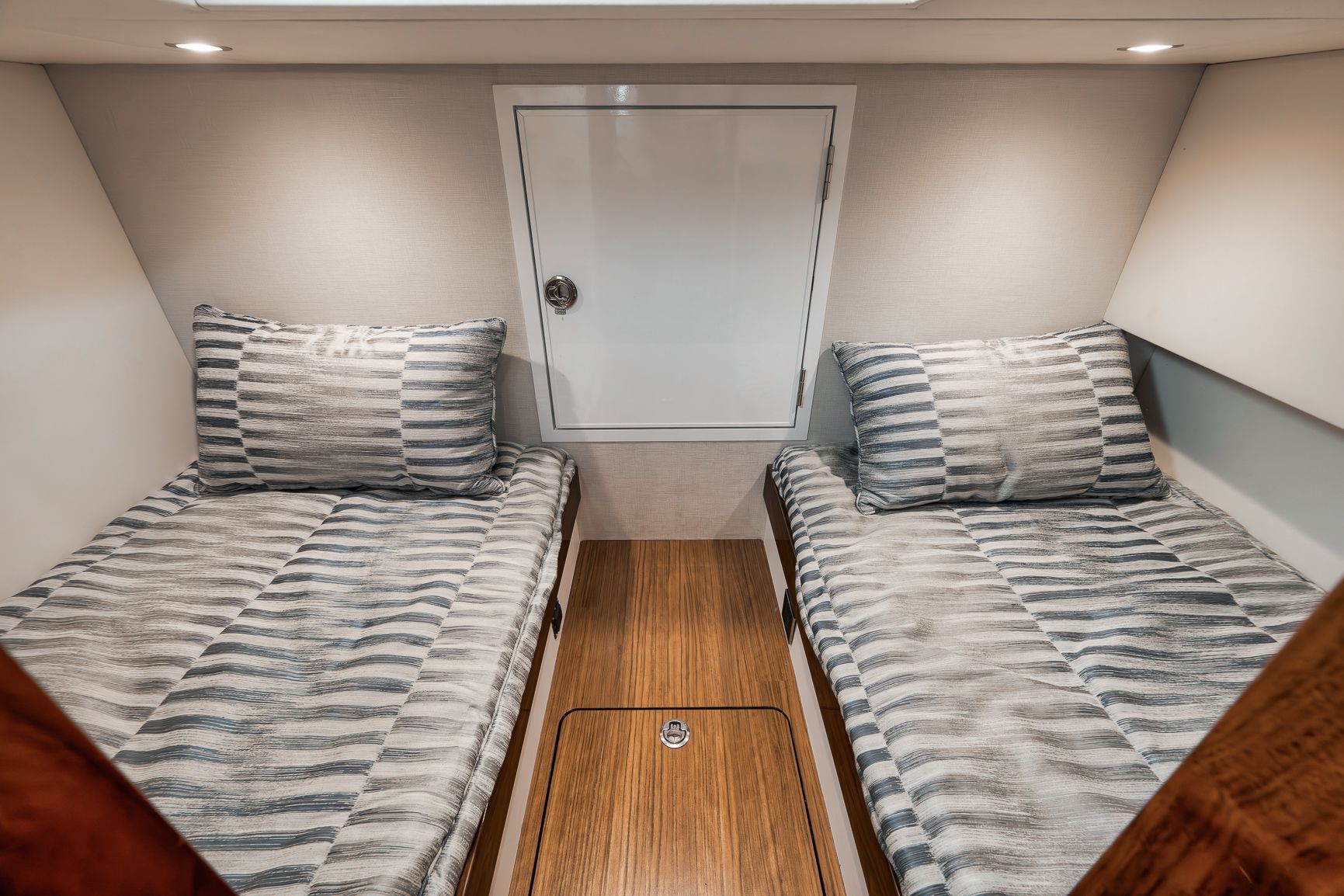 2024 Valhalla Boatworks V-55 - 35