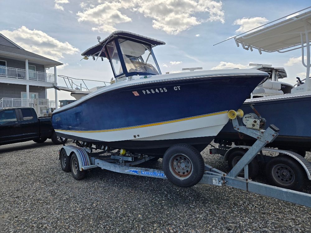 2005 Polar 2100 CC Center Console