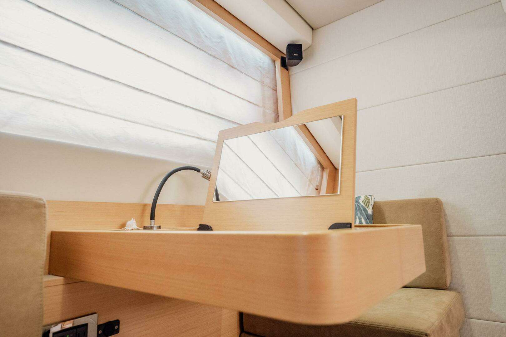 2013 Prestige 500 S - Image 25