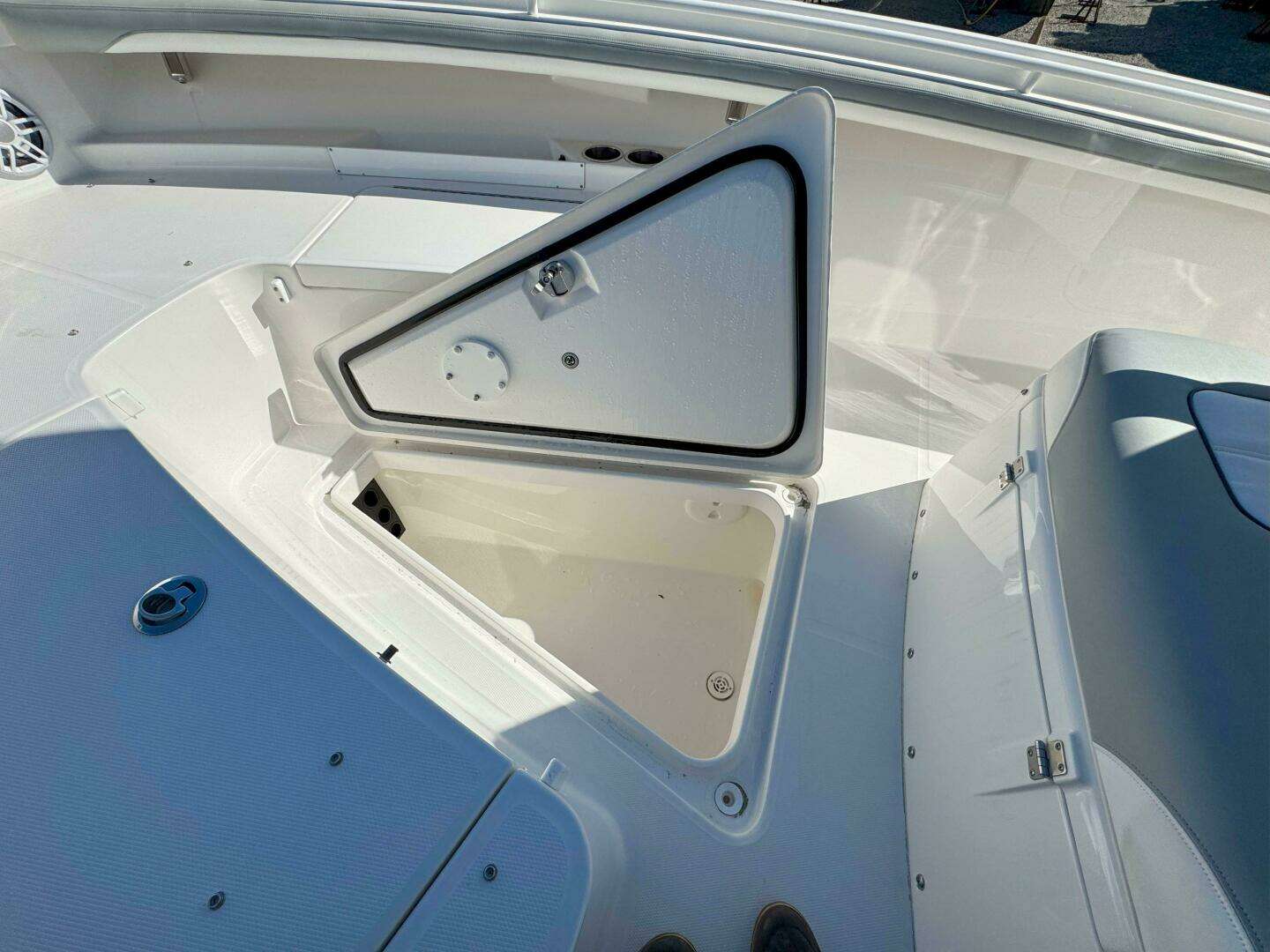 2021 Regulator 23fs - Image 18