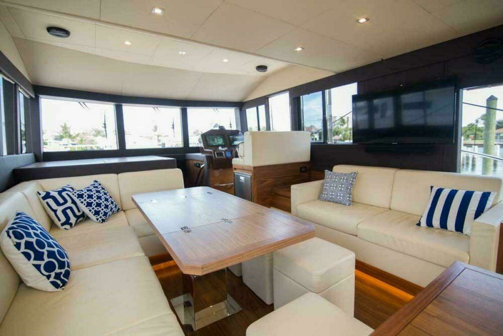 2019 Sundeck Yachts 580 Sport - Image 15