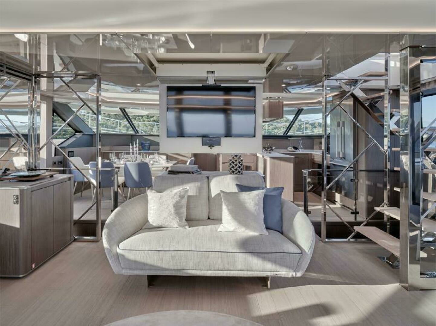 2027 Prestige M8 - Image 37