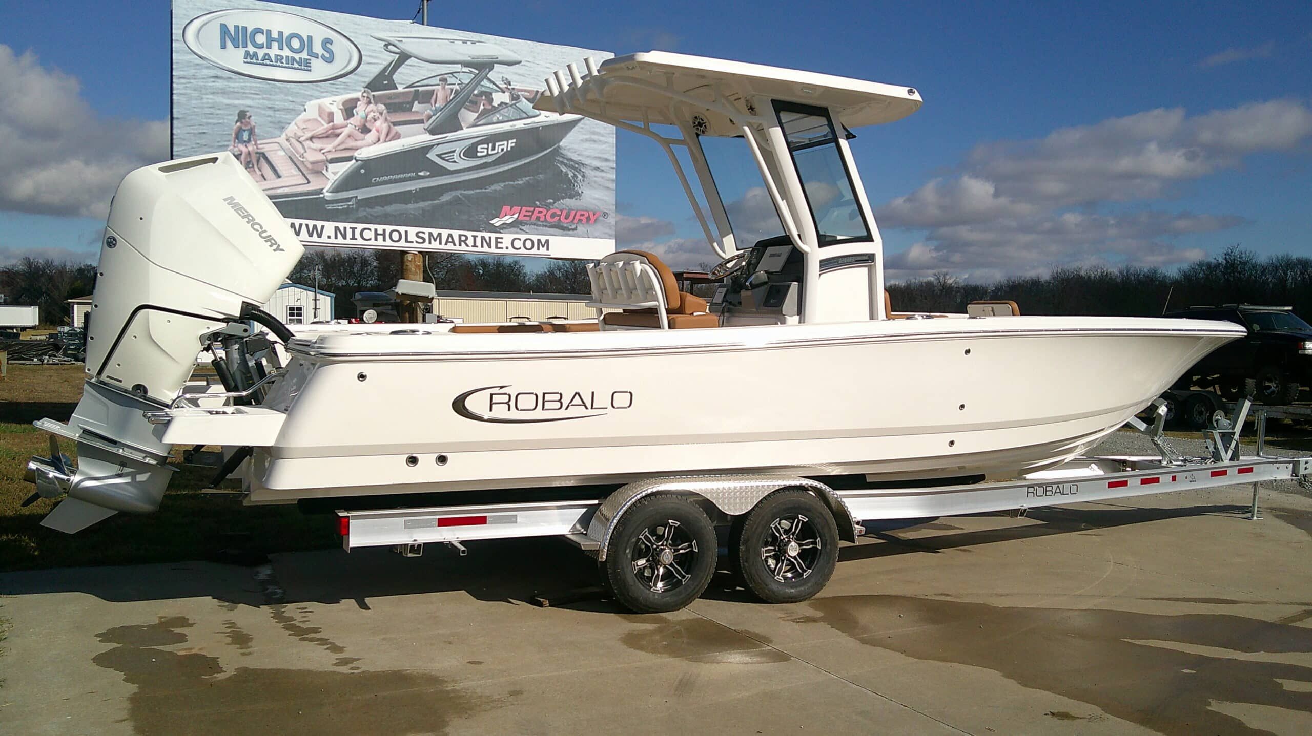 2026 Robalo 266 Cayman - 5