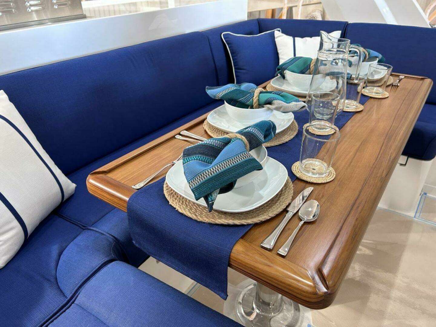 2023 Offshore Yachts ELV - Image 17