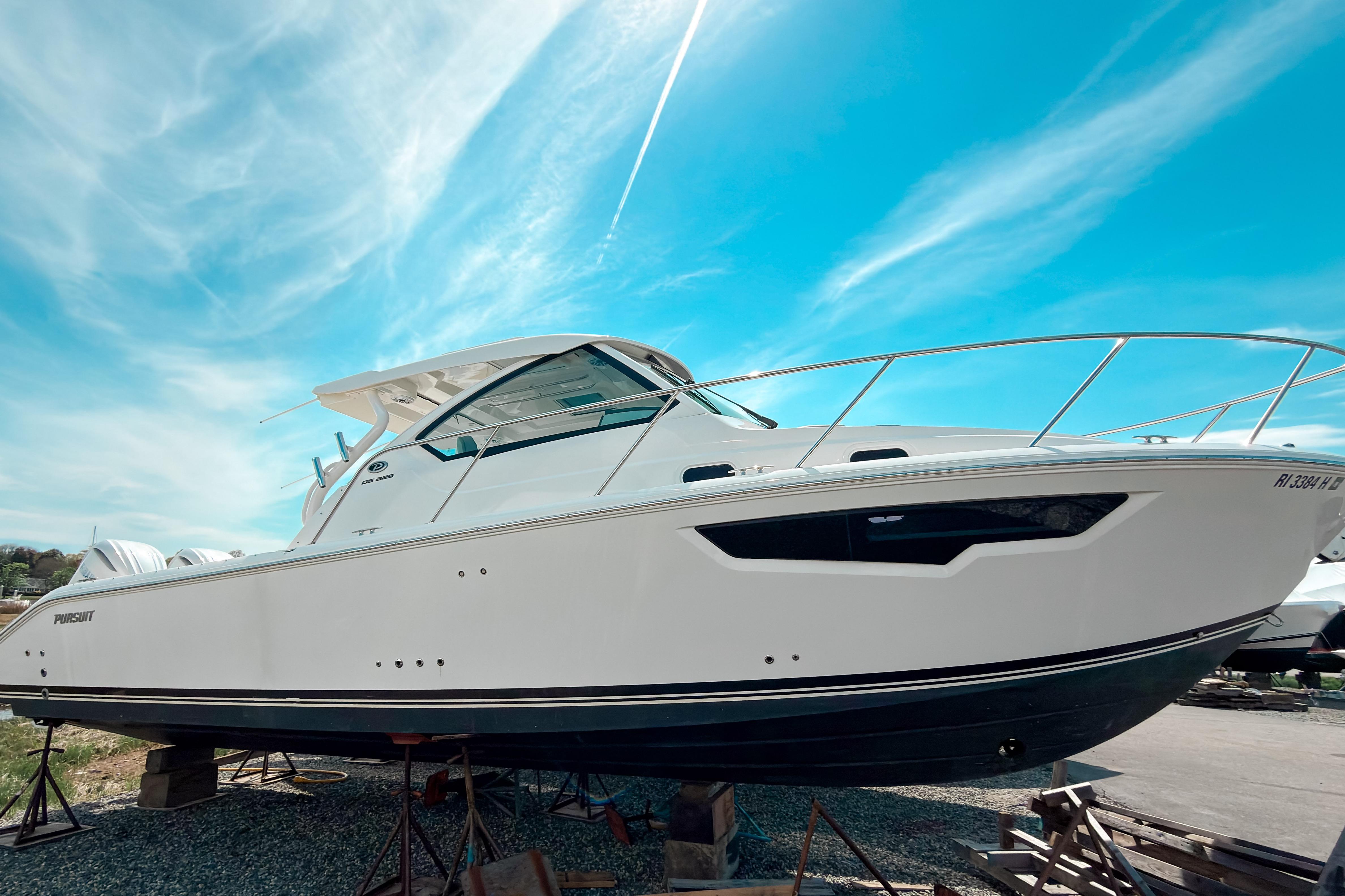 2025 Pursuit OS 325 Offshore
