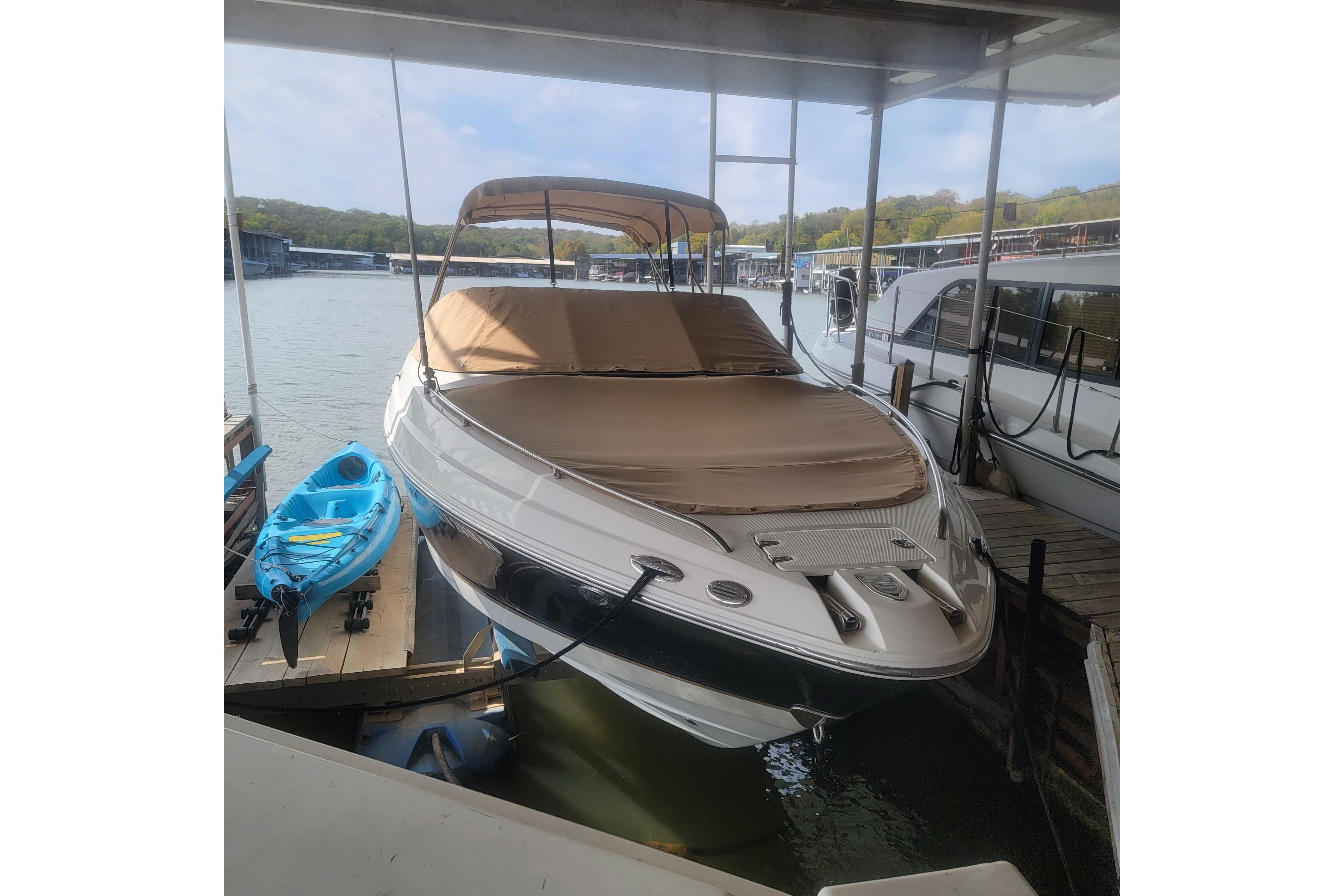 2005 Chaparral 256 SSi