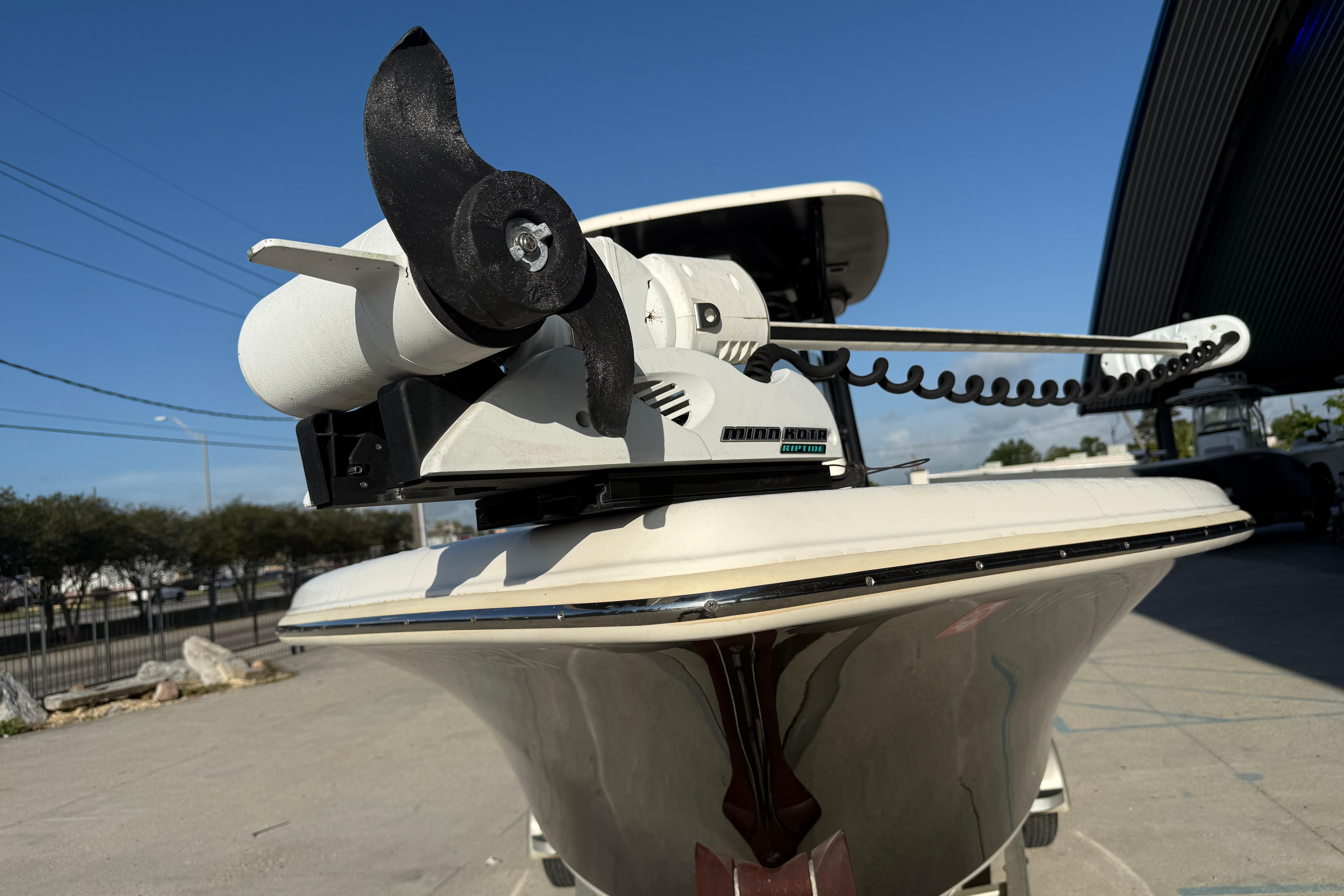 2016 Key West 239 FS boat with Minn Kota trolling motor on bow.