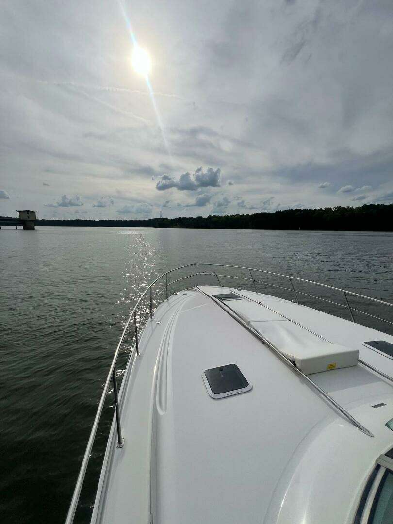 2001 Sea Ray 380 Sundancer - Image 5