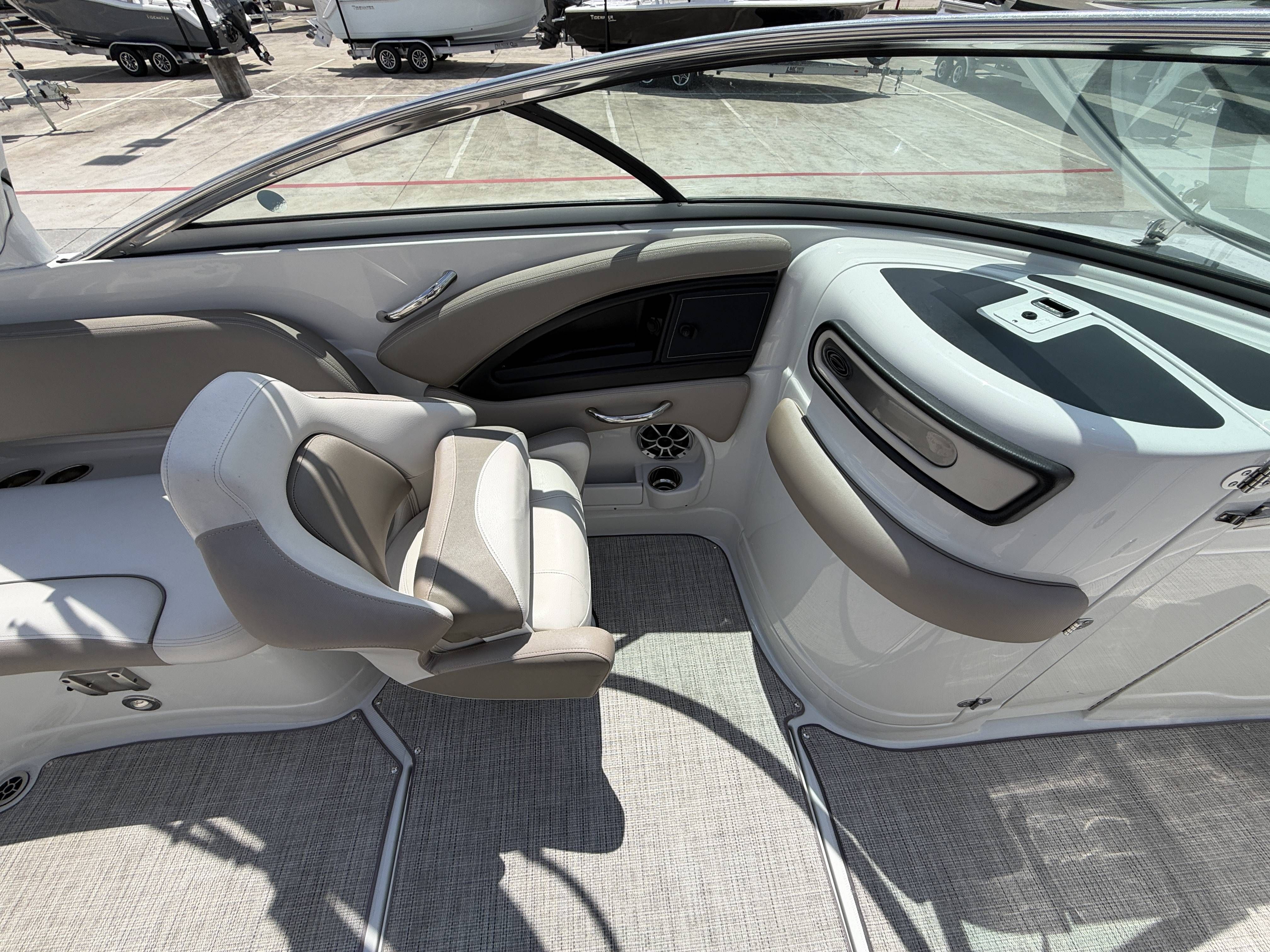2020 Crownline 265 SS - 23