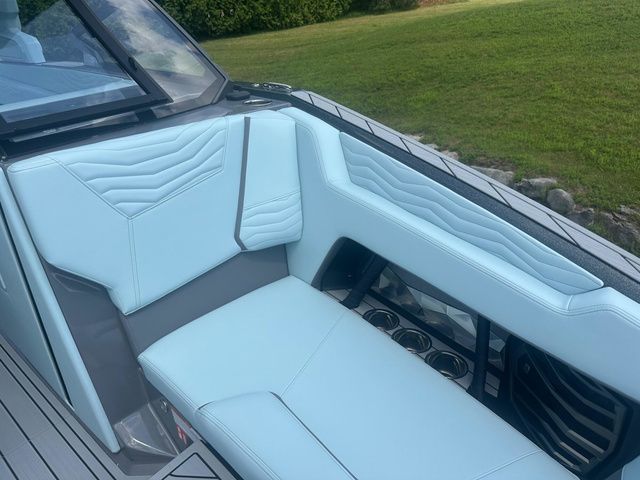 2026 Nautique G23 - 33