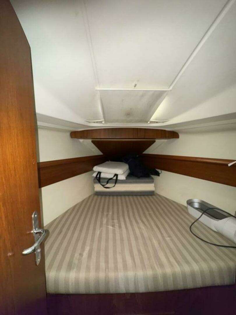 2002 Jeanneau 34.2 - Image 13