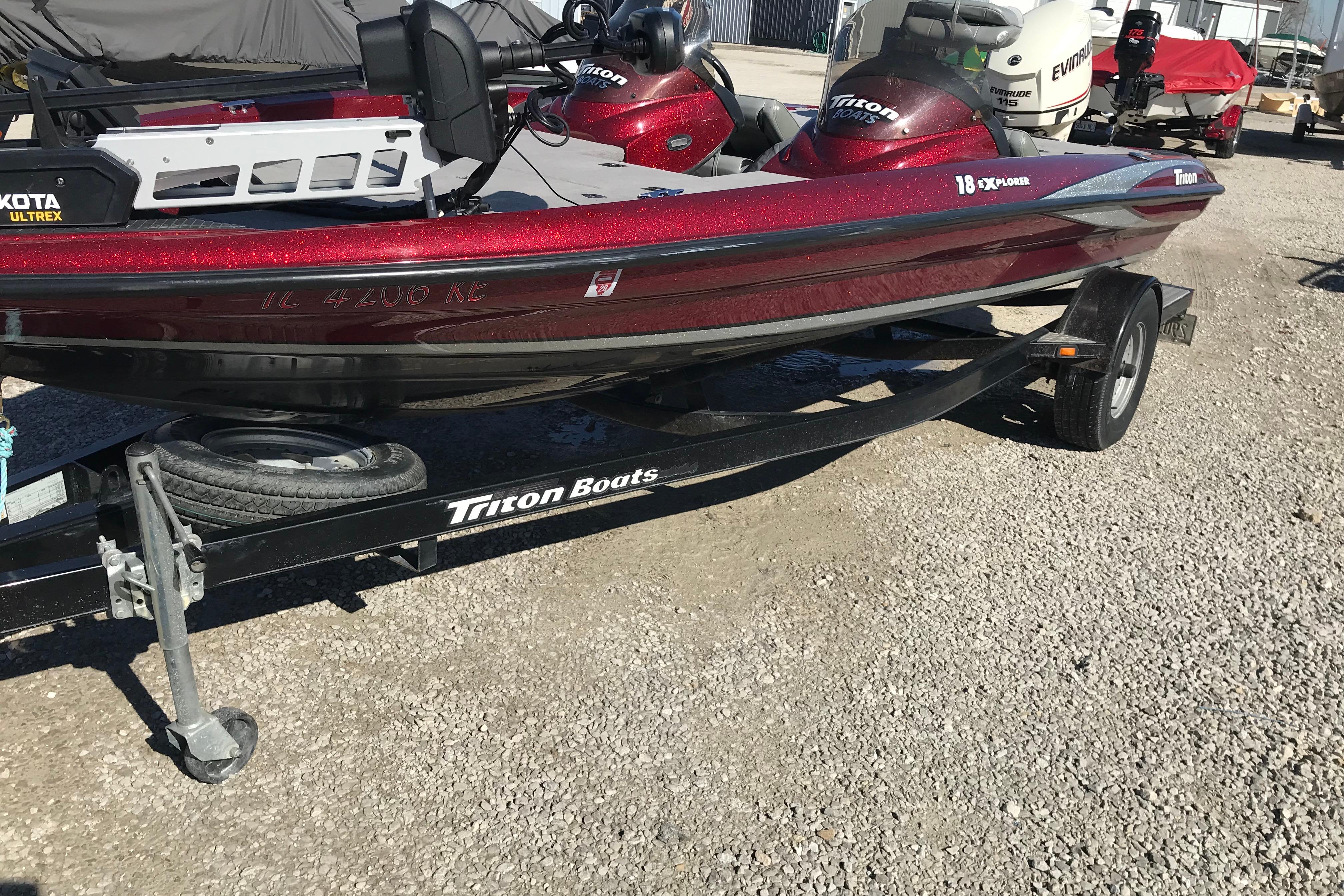 2008 Triton 18 Explorer