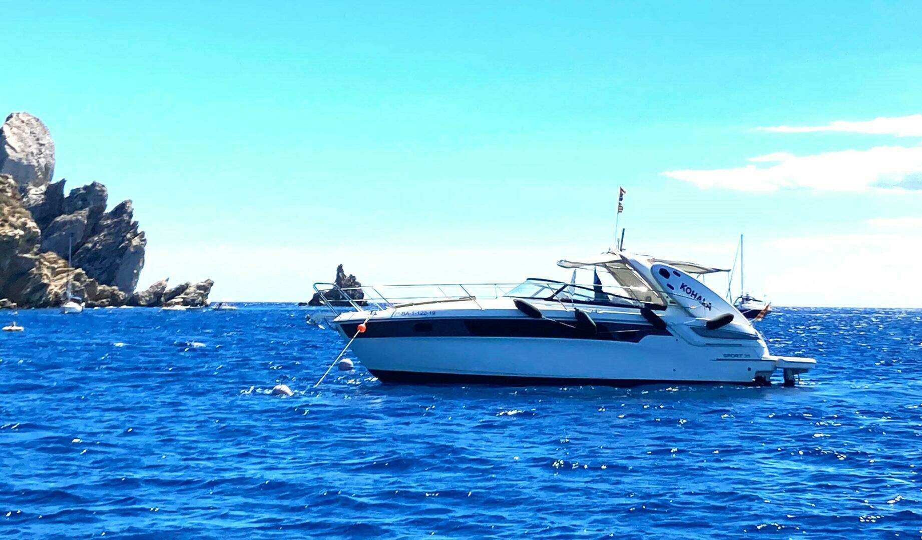 2013 Bavaria Sport 35 - Image 3