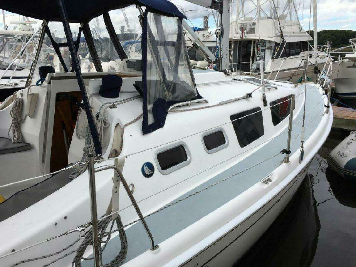 2002 Hunter 326 - Image 6