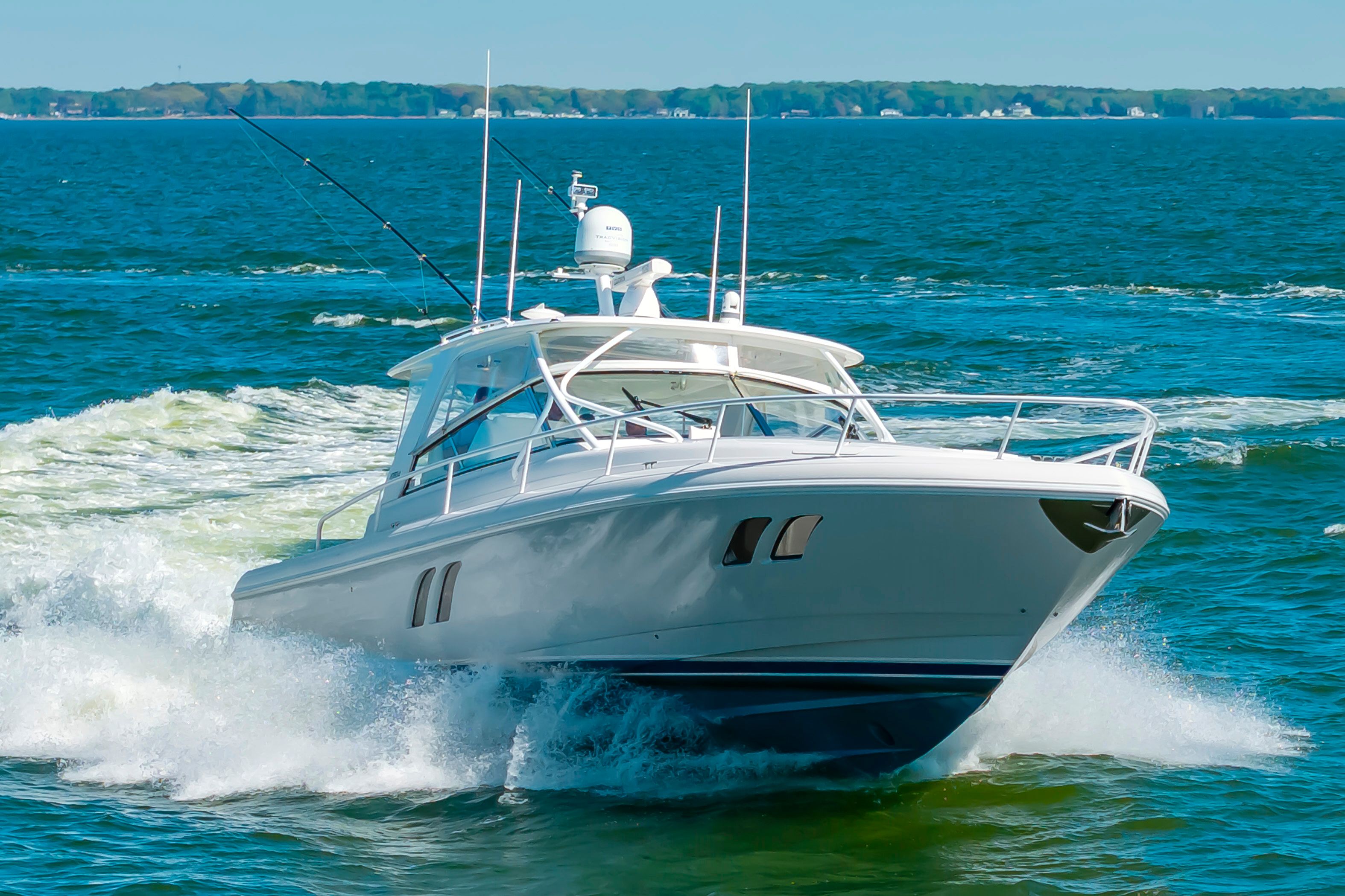 2010 Intrepid 475 Sport Yacht