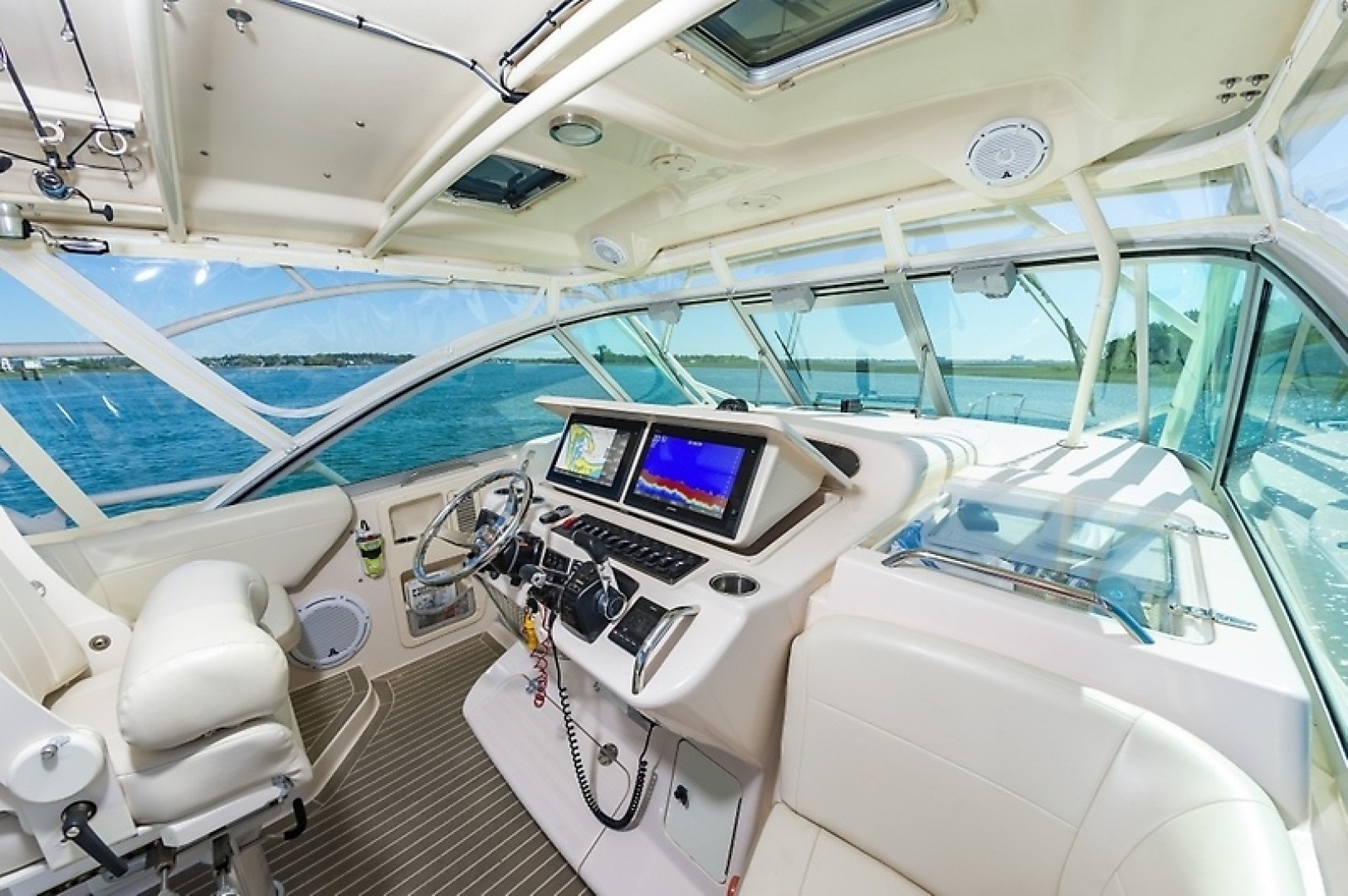 2014 Grady-White Express 370 - Image 24