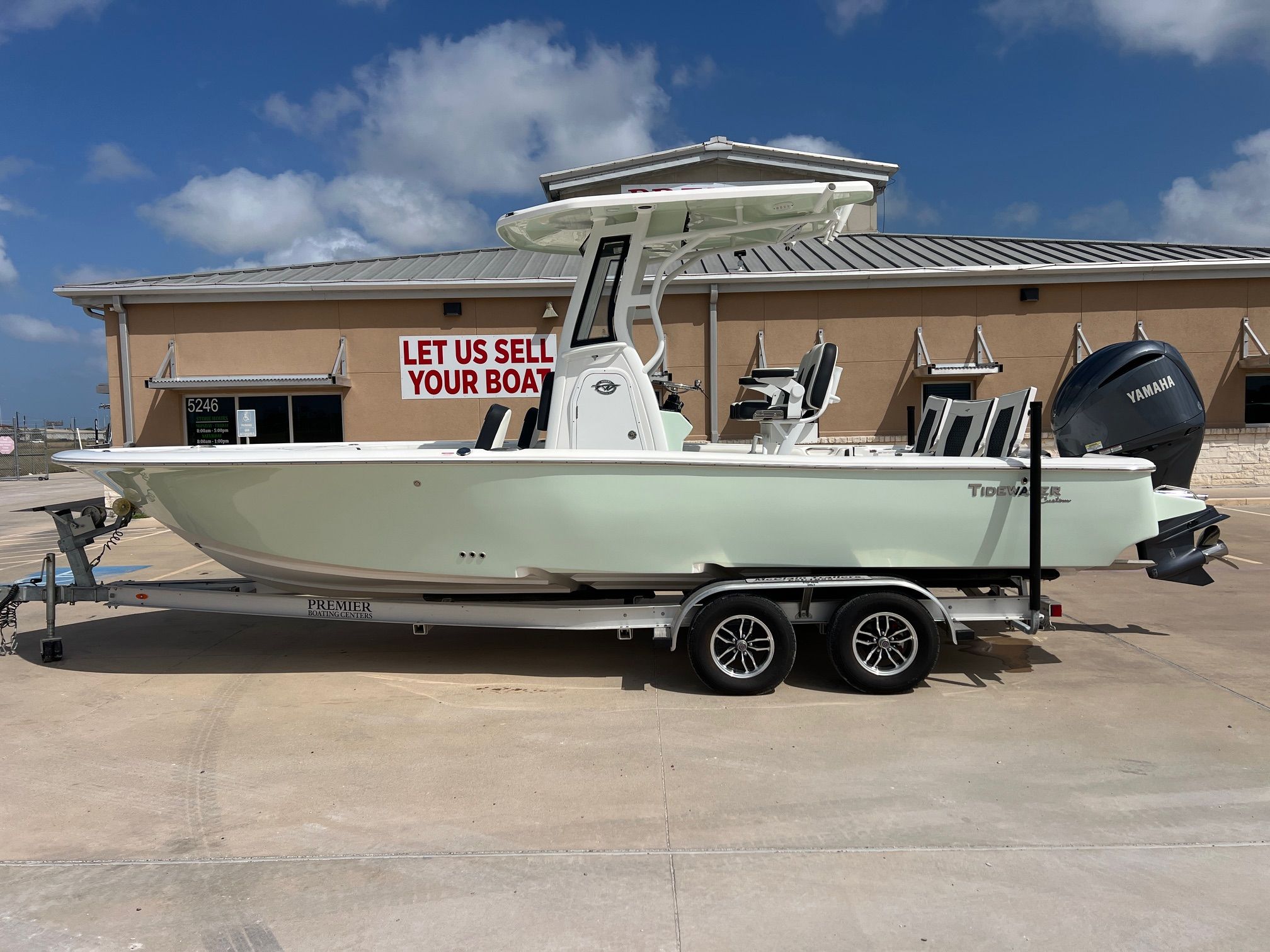 2025 Tidewater 2500 Carolina Bay
