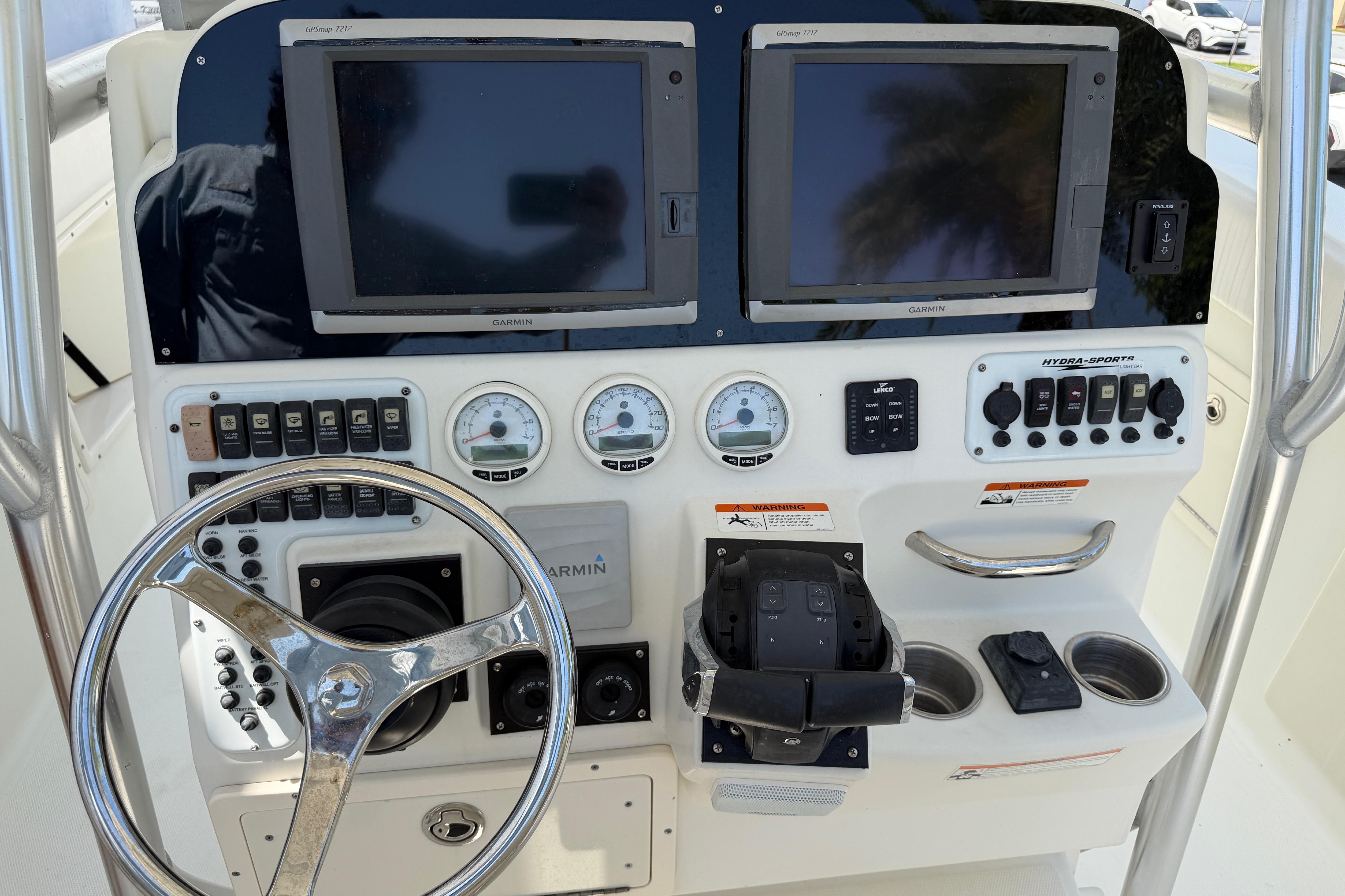 2008 Hydra-Sports Vector 2900 CC dashboard with Garmin displays and control panel.