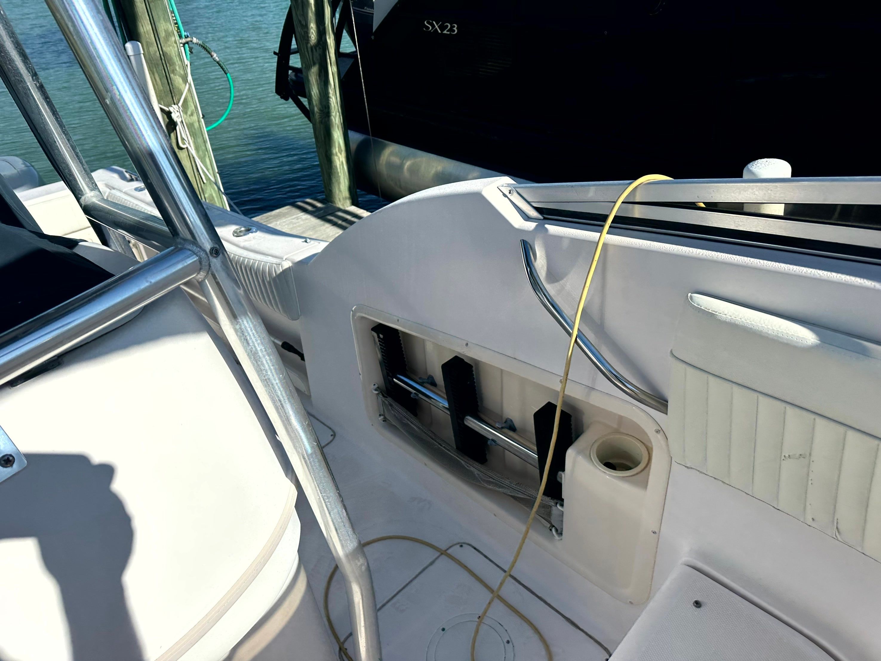Interior of a 2000 Grady-White X26 Tigercat boat.