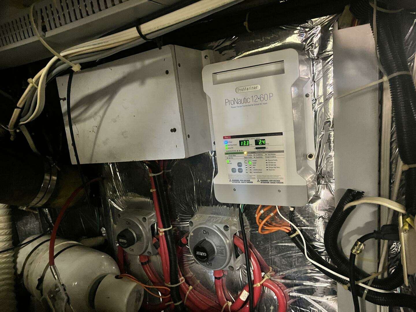 1995 Carver 440 Aft Cabin - Image 82
